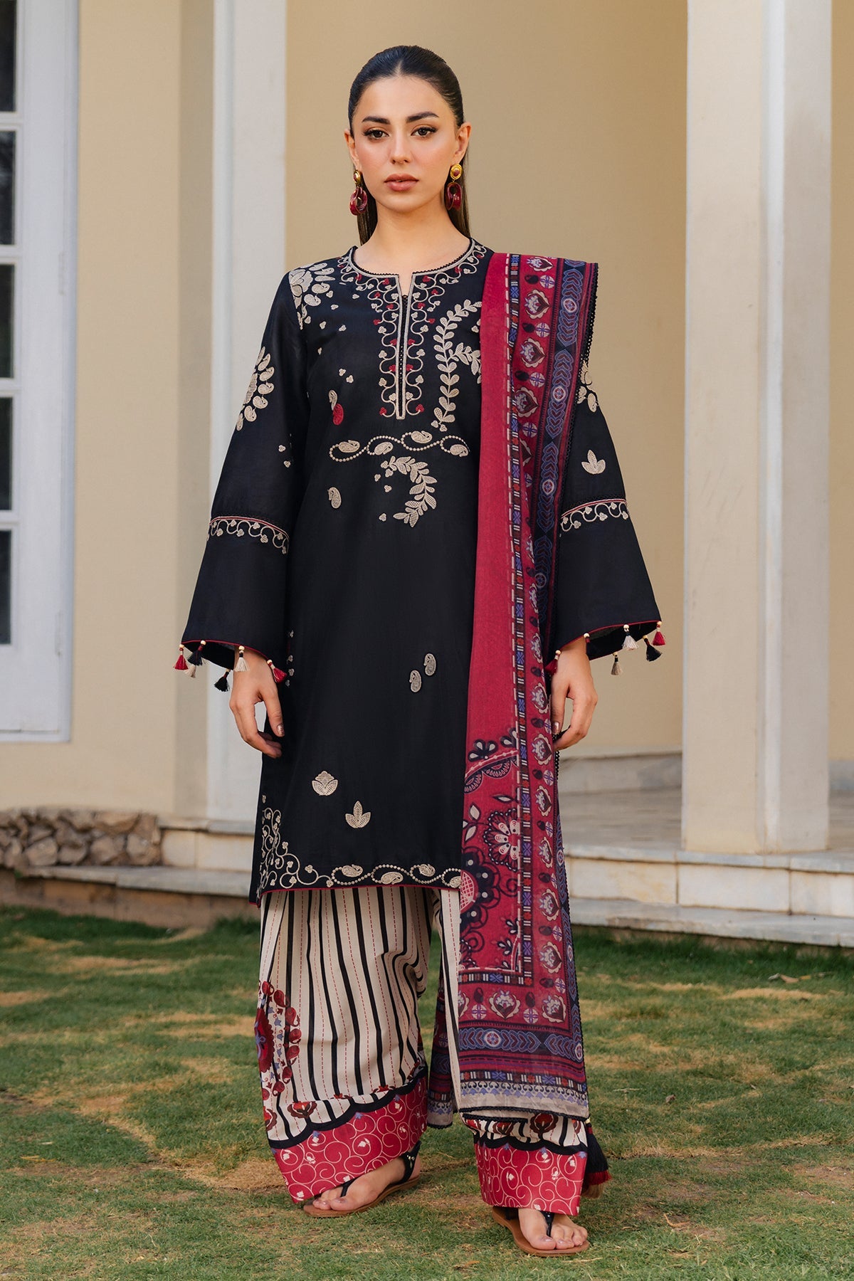 EMBROIDERED LAWN RTW-1326