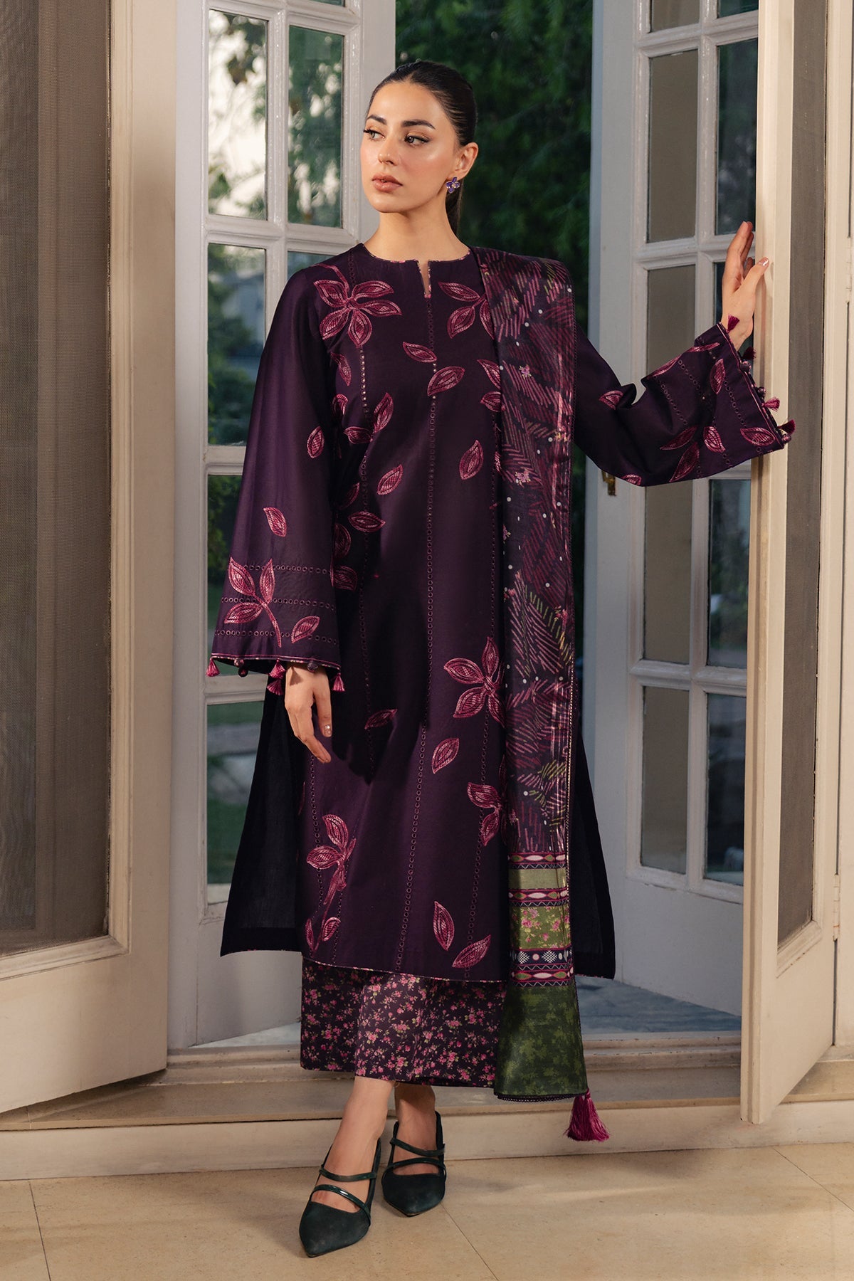 https://cdn.shopify.com/s/files/1/0011/0277/4316/files/SAB00911.jpg?v=1780907576