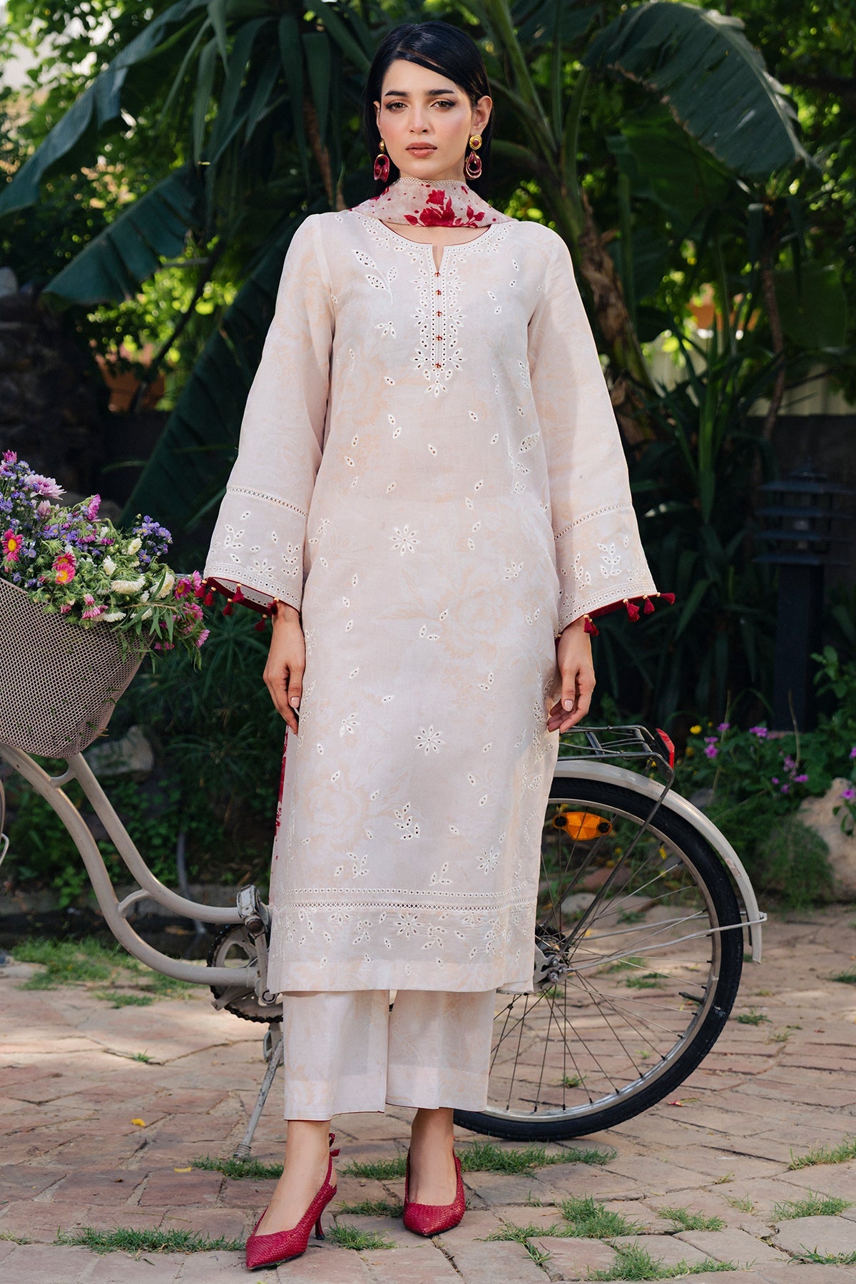 https://cdn.shopify.com/s/files/1/0011/0277/4316/files/SAB09255.jpg?v=1780907367