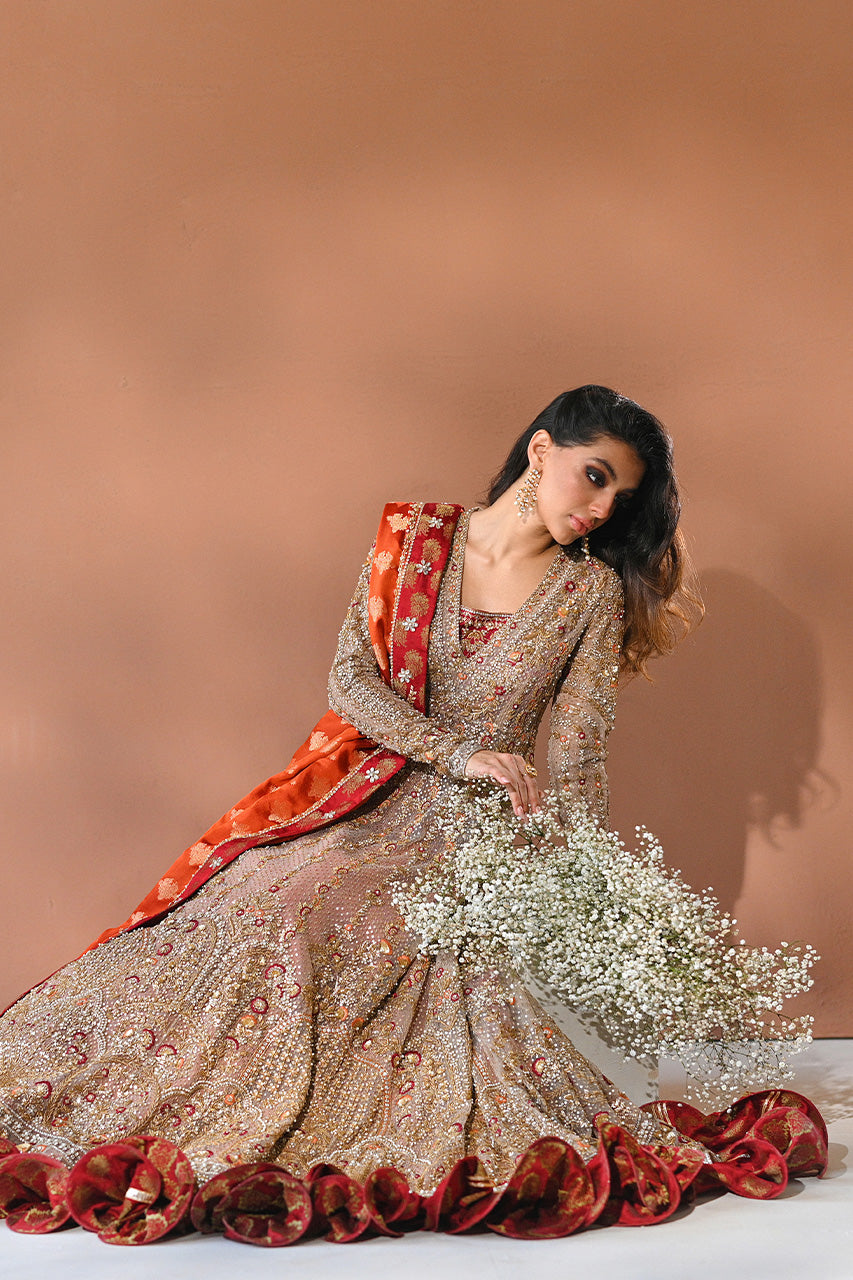 https://cdn.shopify.com/s/files/1/0588/3661/5221/files/SANIAMASKTAIYA2024BRIDALS-3713_f42ada60-2cae-4fdc-9adb-3cb8445a3eb9.jpg?v=1734160590