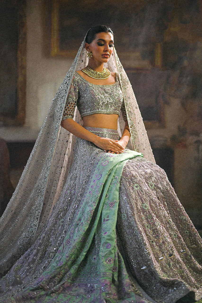 https://cdn.shopify.com/s/files/1/0588/3661/5221/files/SANIAMASKTAIYA2024BRIDALS-5255.jpg?v=1734167539