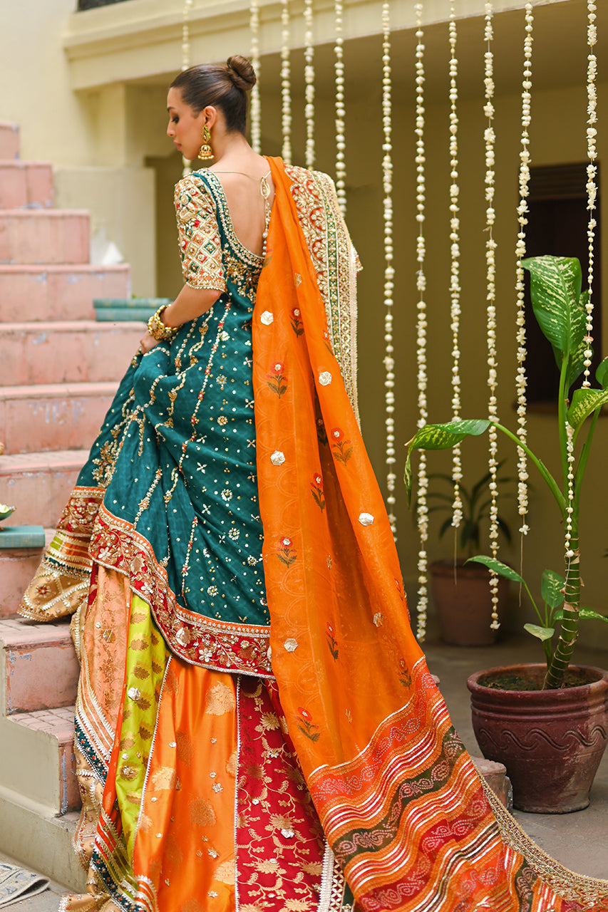 https://cdn.shopify.com/s/files/1/0588/3661/5221/products/SANIAWEBSITEBACKFRONTEDITS38.jpg?v=1692601393