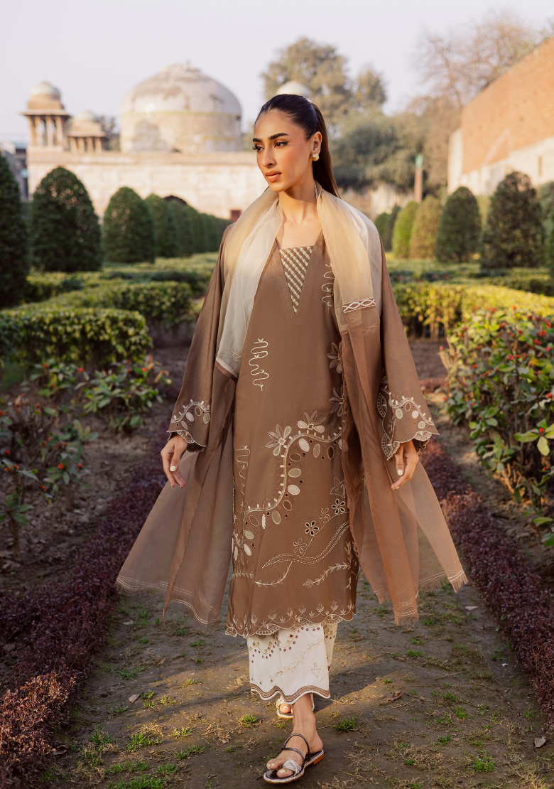 https://cdn.shopify.com/s/files/1/0684/6441/0935/files/SERENA2.png?v=1771912254