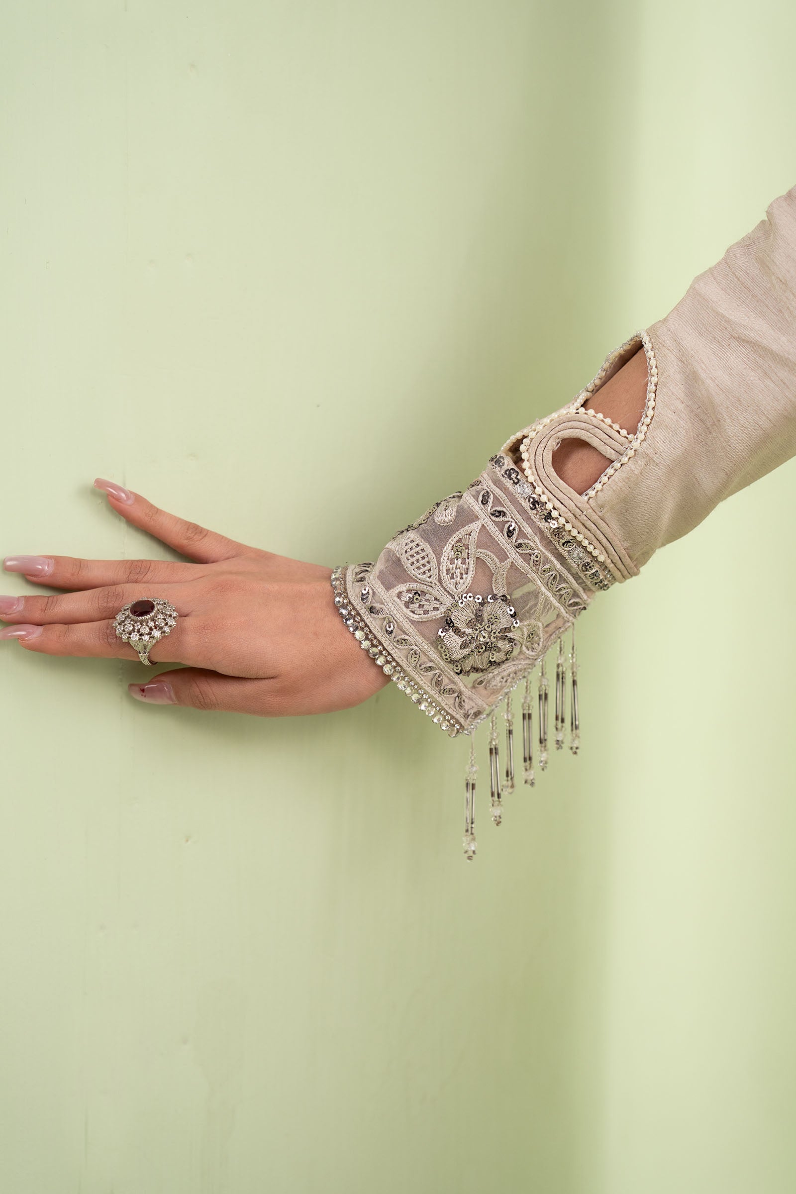 Sutrika Jhumka