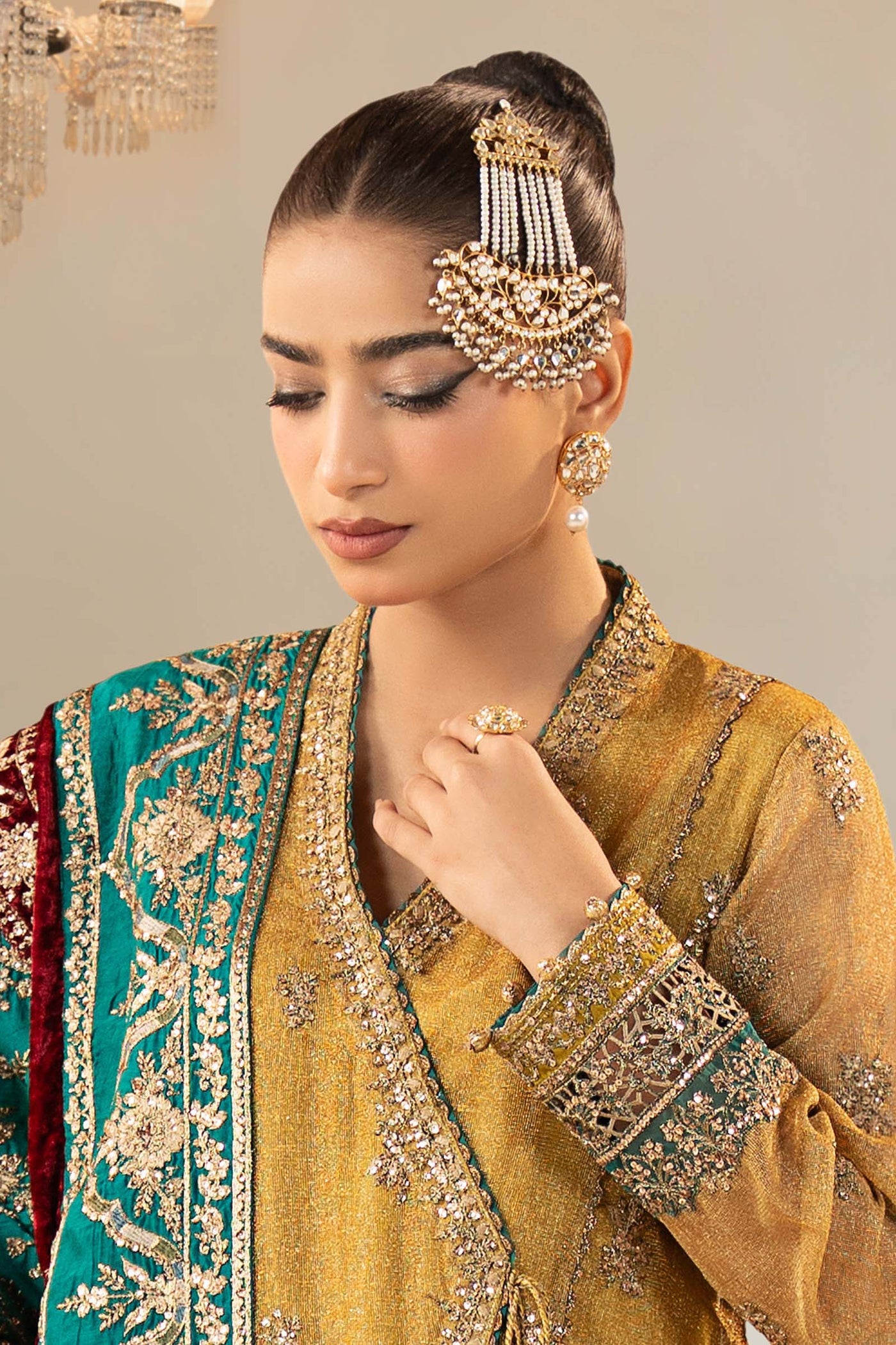 https://cdn.shopify.com/s/files/1/0620/8788/9062/files/SFW2537YellowCloseup_F.jpg?v=1764757868