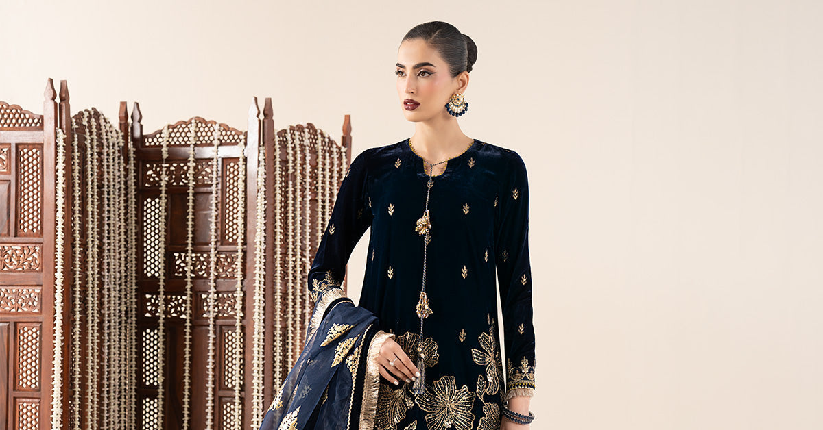 Hand printed chiffon dupatta (as shown)
