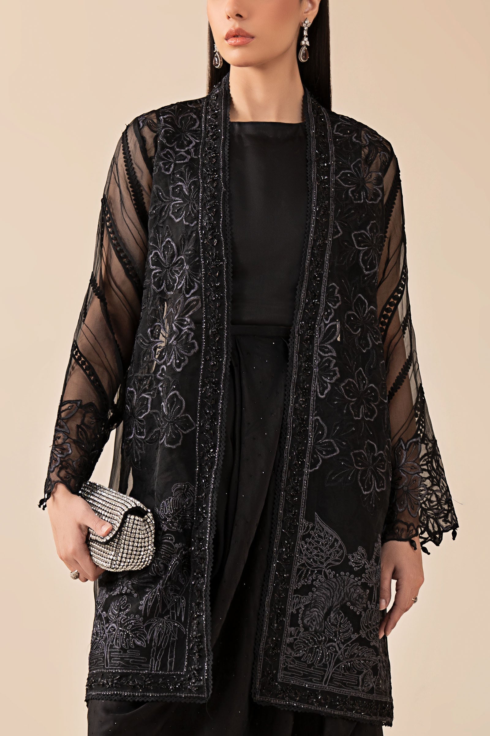 https://cdn.shopify.com/s/files/1/0620/8788/9062/files/SFW2557BlackCloseup_G.jpg?v=1766048353