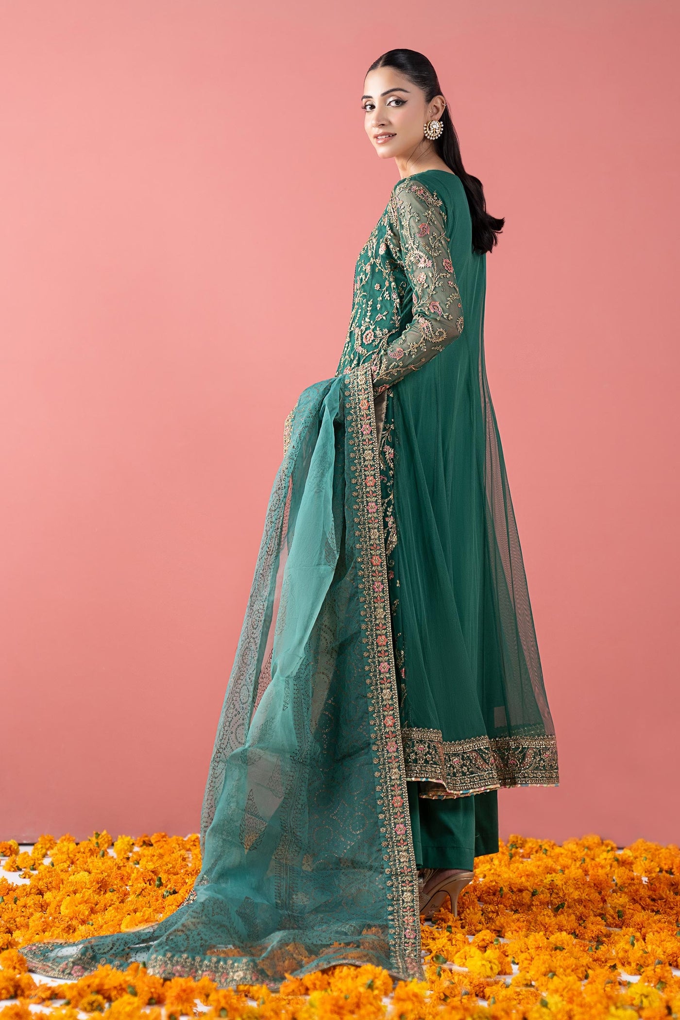 Farshi Shalwar (as shown)