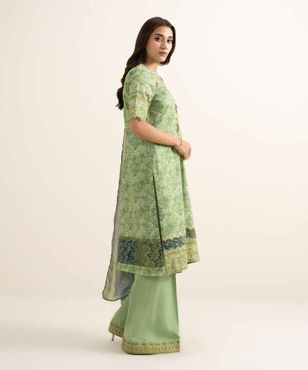 3 Piece - Embroidered Lawn Suit