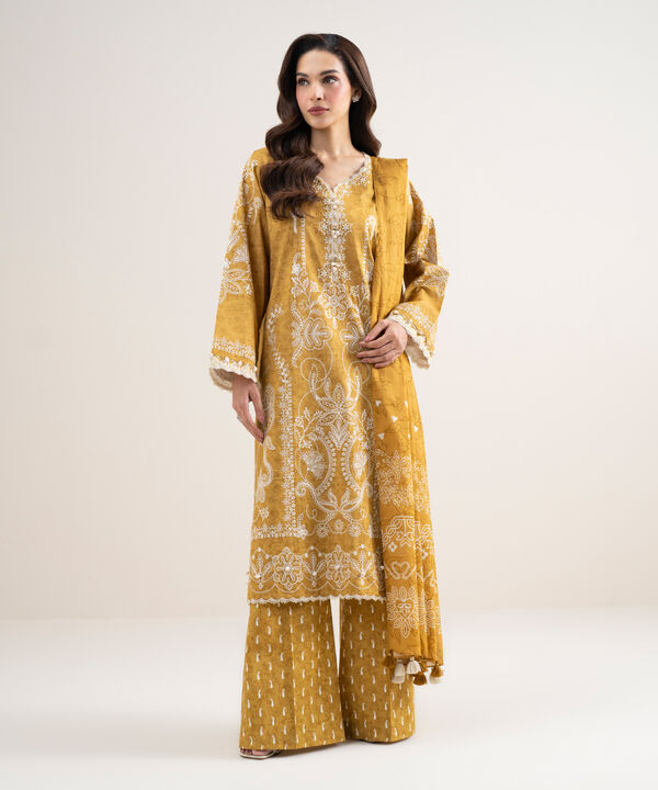 3 Piece - Embroidered Lawn Suit