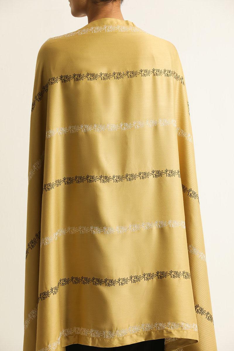 https://cdn.shopify.com/s/files/1/0178/4492/8612/files/SHAWLS_0002_IMG_4505.jpg?v=1760613054