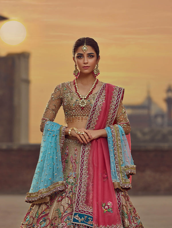 https://cdn.shopify.com/s/files/1/0262/2531/1795/products/SHEHNAI-600x795_0001_047.jpg?v=1603887936