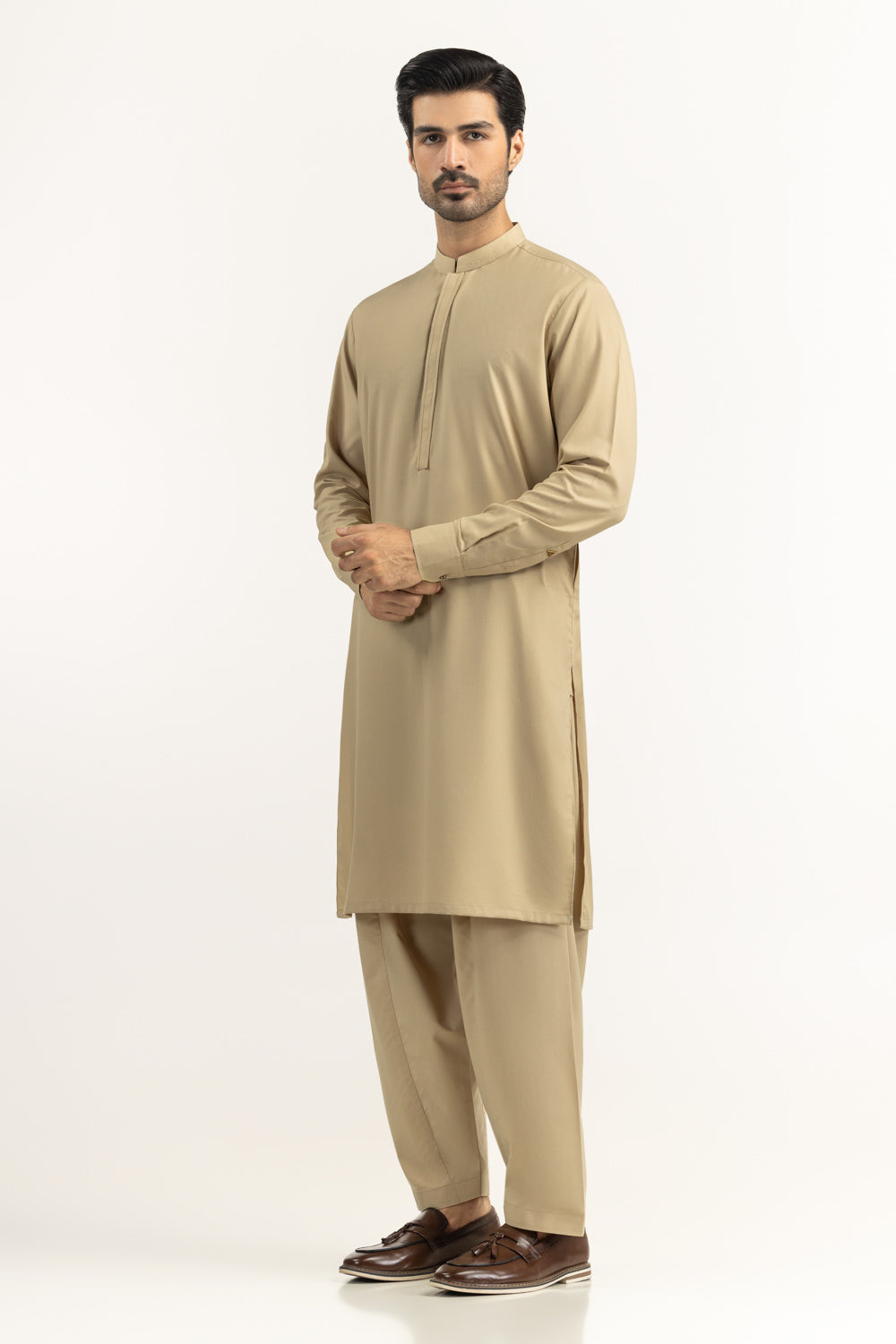 Regular Fit Embroidered Suits Sk-Emb26-021