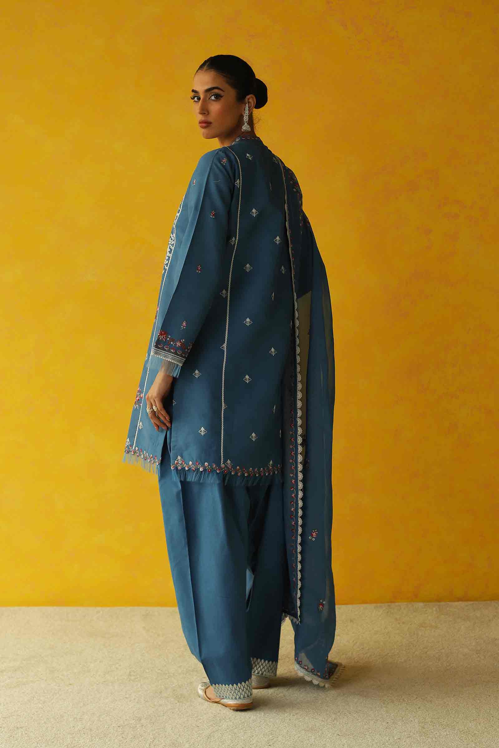 https://cdn.shopify.com/s/files/1/0340/8376/6405/products/SL-2315-Ad.jpg?v=1684837226
