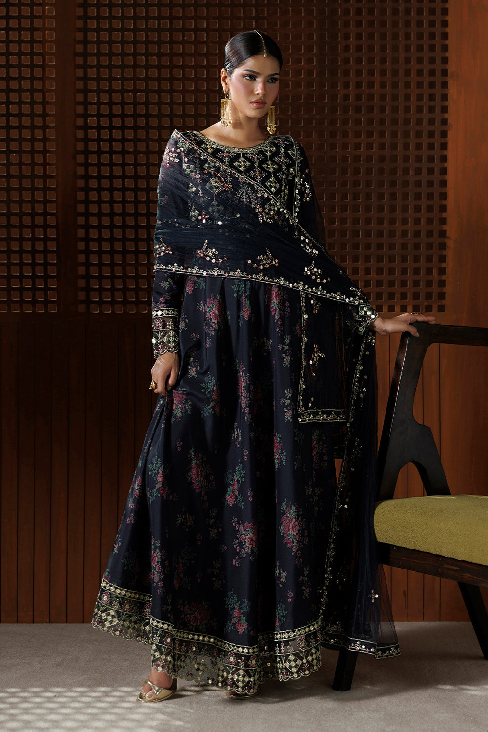 Embroidered Silk Blend SL-26-19