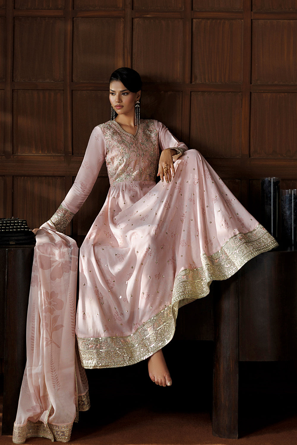 Embroidered Silk Blend SL-26-22