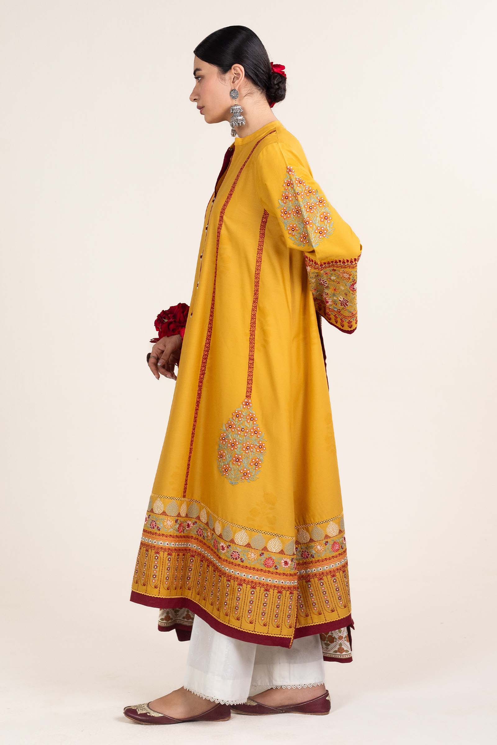 https://cdn.shopify.com/s/files/1/0340/8376/6405/files/SL-Sandal-10Ac.jpg?v=1715242667
