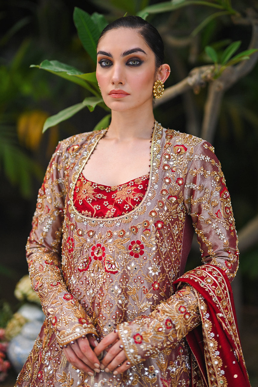 https://cdn.shopify.com/s/files/1/0588/3661/5221/products/SM2MEHLUMSADRIWALA-201.jpg?v=1694522640