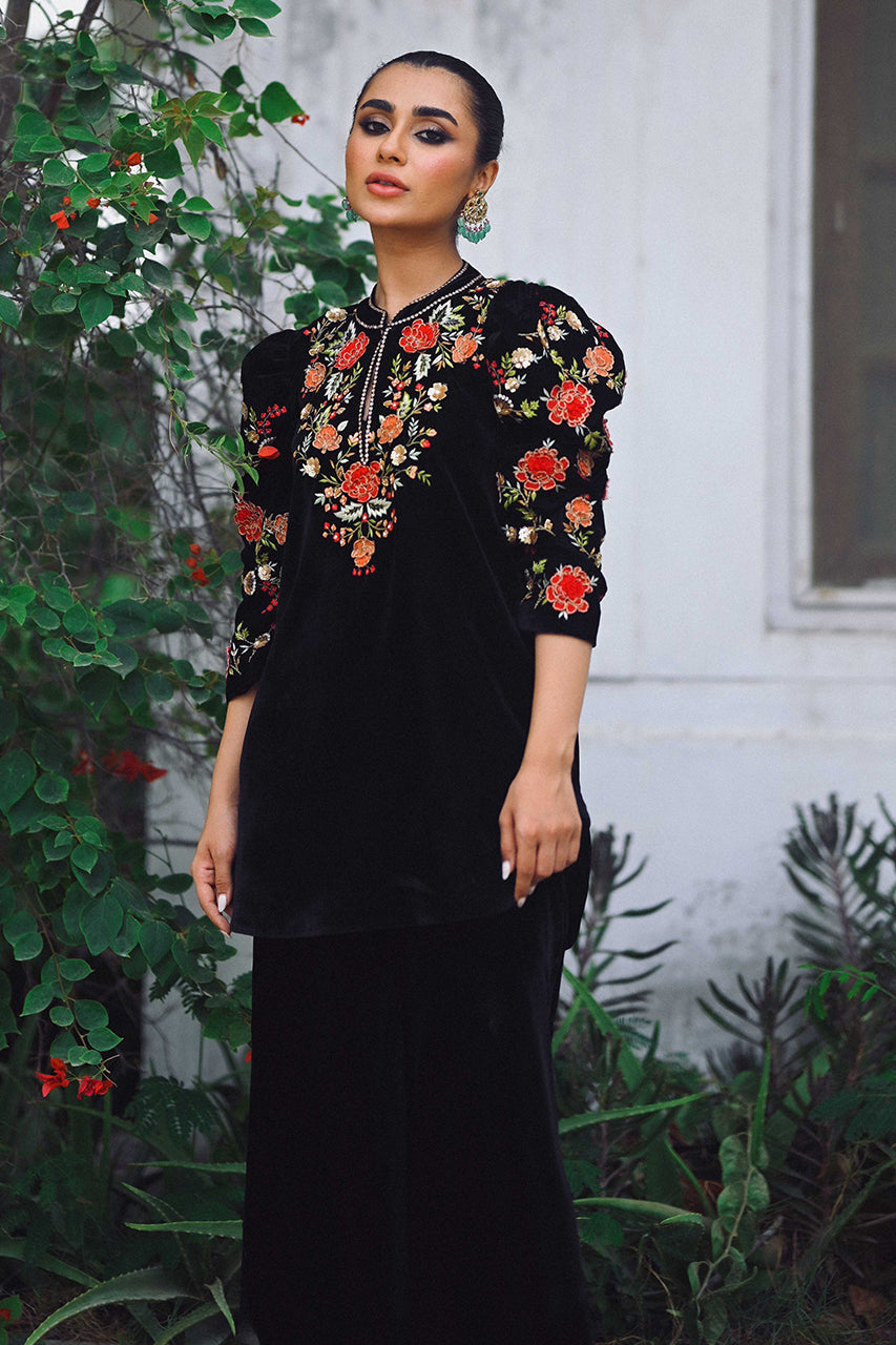 https://cdn.shopify.com/s/files/1/0588/3661/5221/products/SMSTARTER23.jpg?v=1694608544