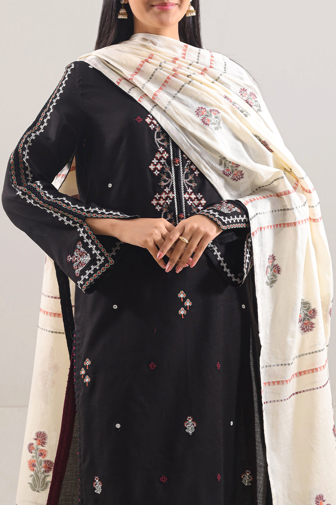 Luxury Pret Embroidered Cotton Jacquard Stitched 3 Piece108413