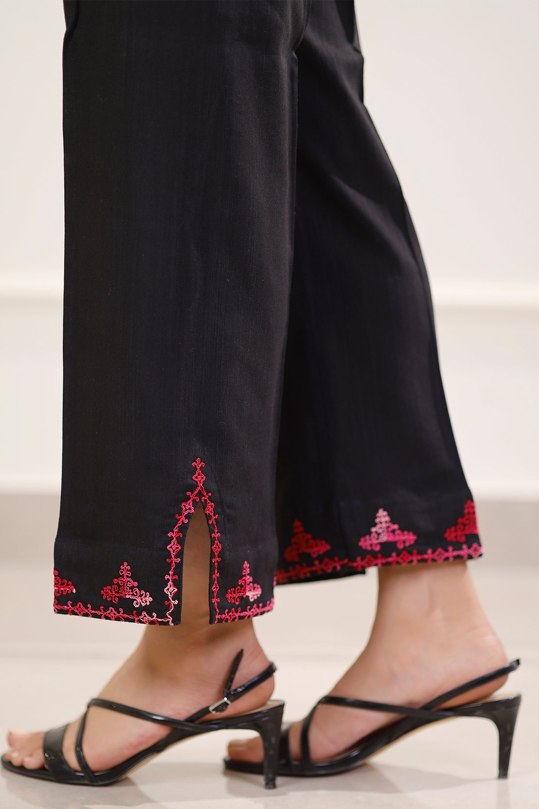 Solid Embroidered Slub Viscose Stitched 2 Piece (Shirt/Trouser)79731