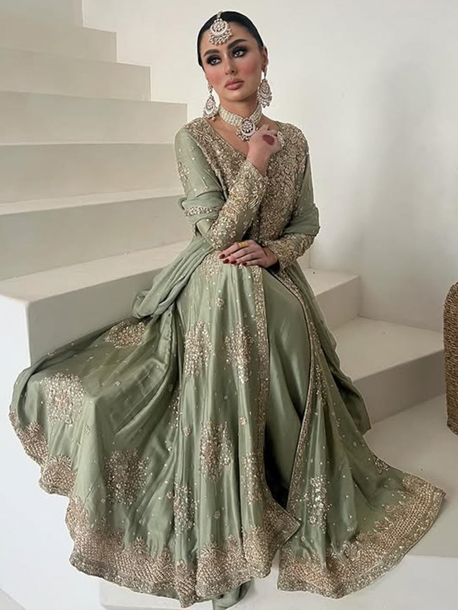 Saira Shakira – SS-09 Style