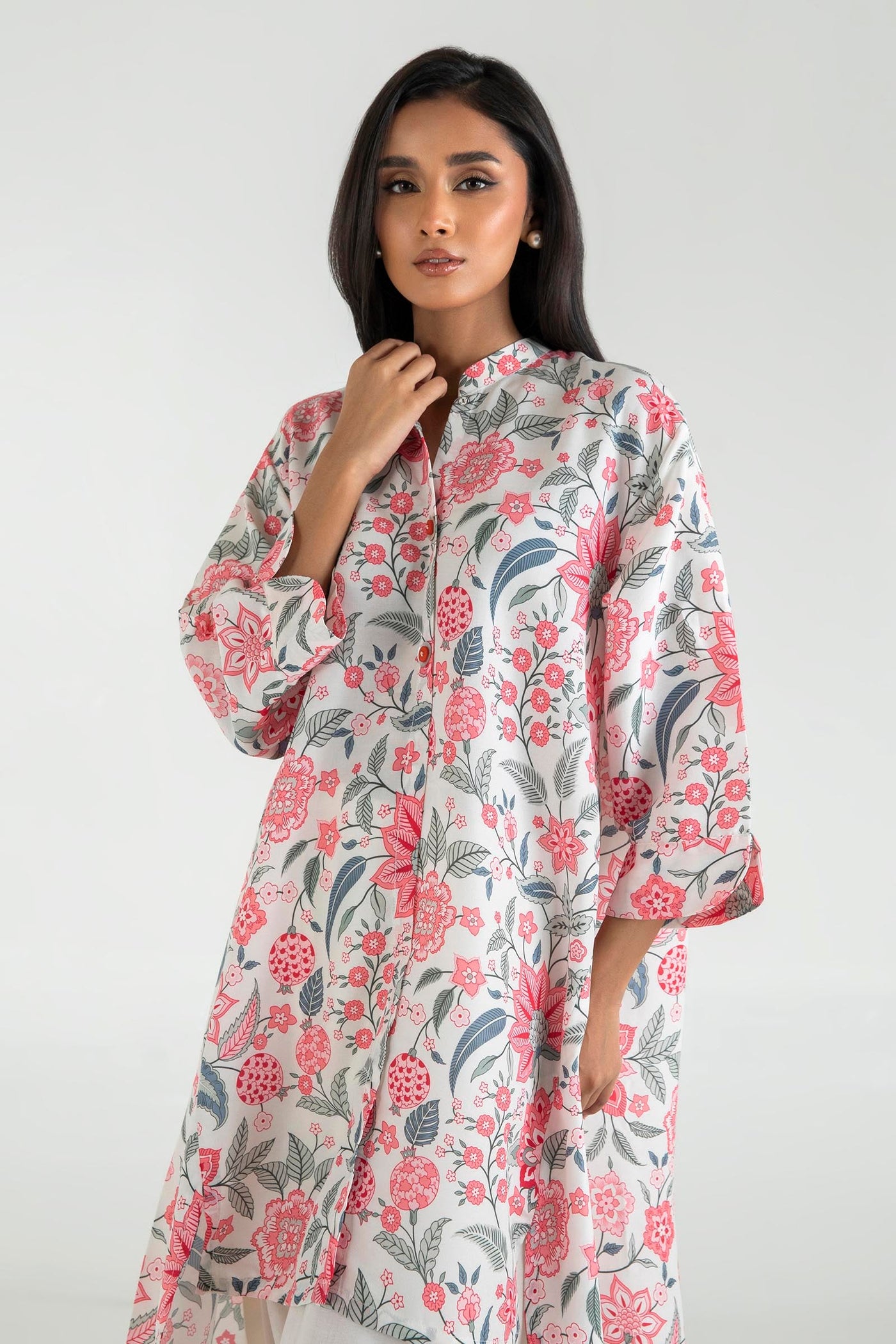 https://cdn.shopify.com/s/files/1/0740/1753/8280/files/SS24BSP179_4.jpg?v=1776323193