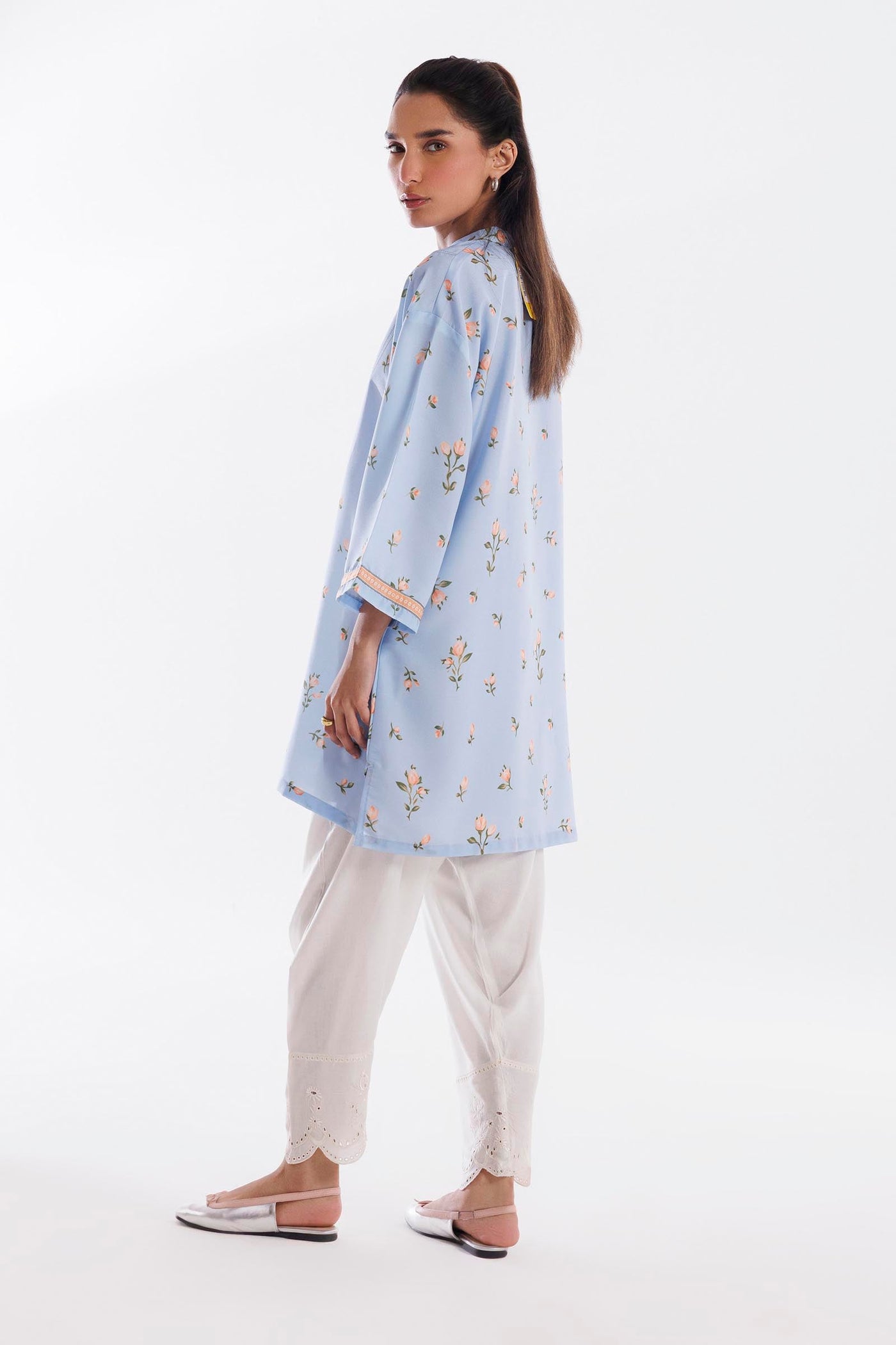 https://cdn.shopify.com/s/files/1/0740/1753/8280/files/SS25BSP538_2.jpg?v=1767762873