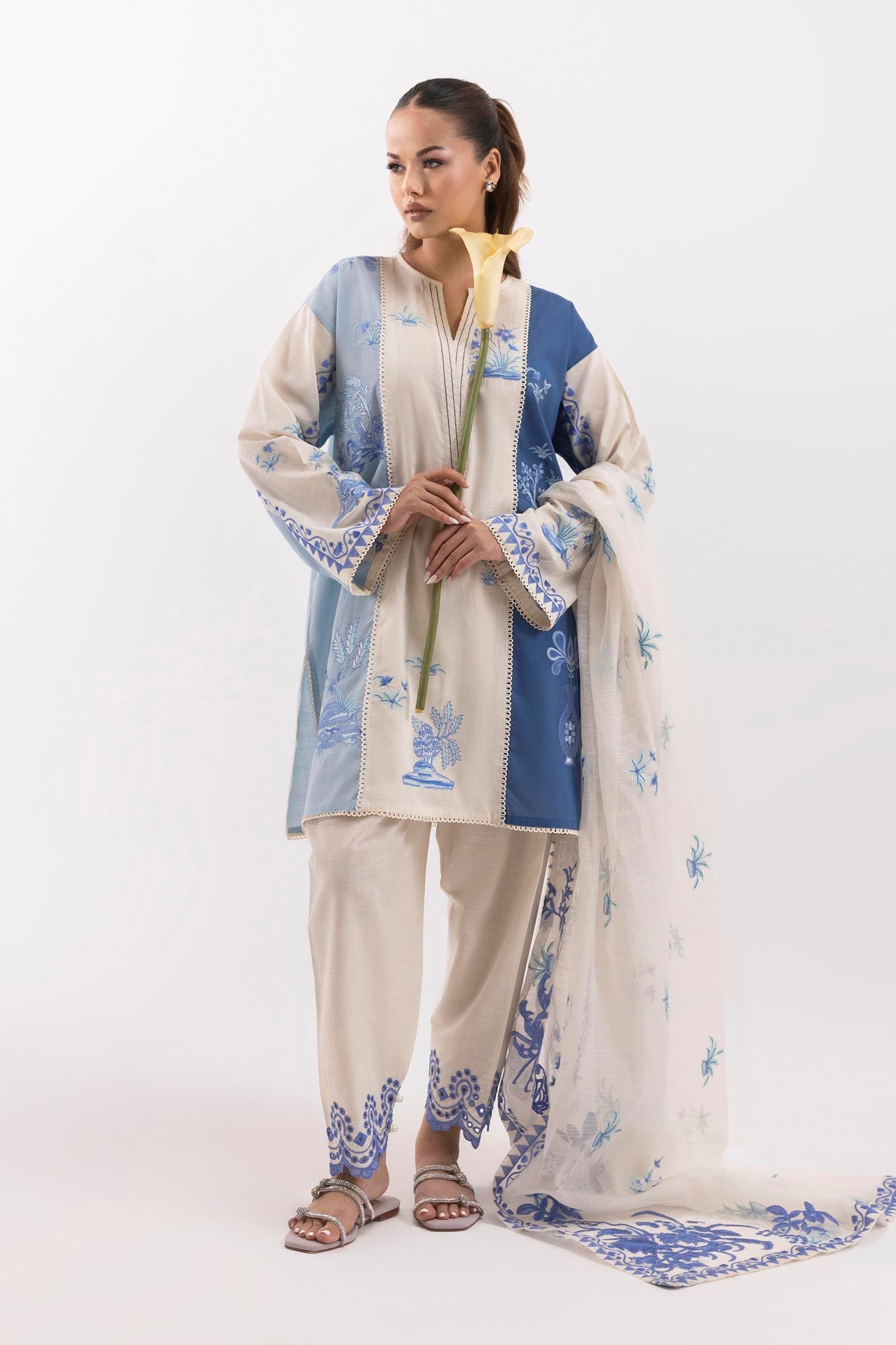 Stitched Embroidered Dupatta
