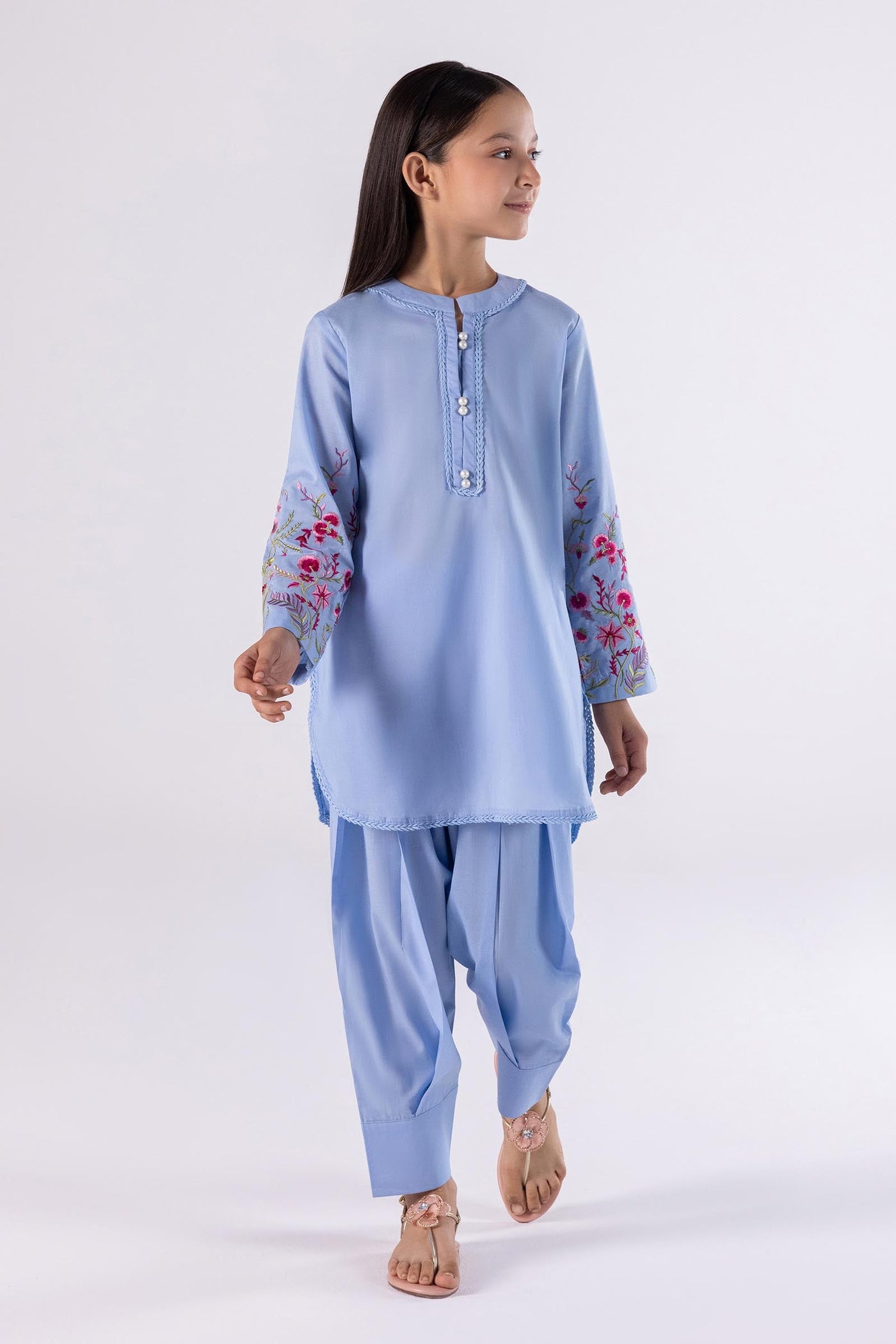 https://cdn.shopify.com/s/files/1/0740/1753/8280/files/SS25GSGE380_1.jpg?v=1756729160