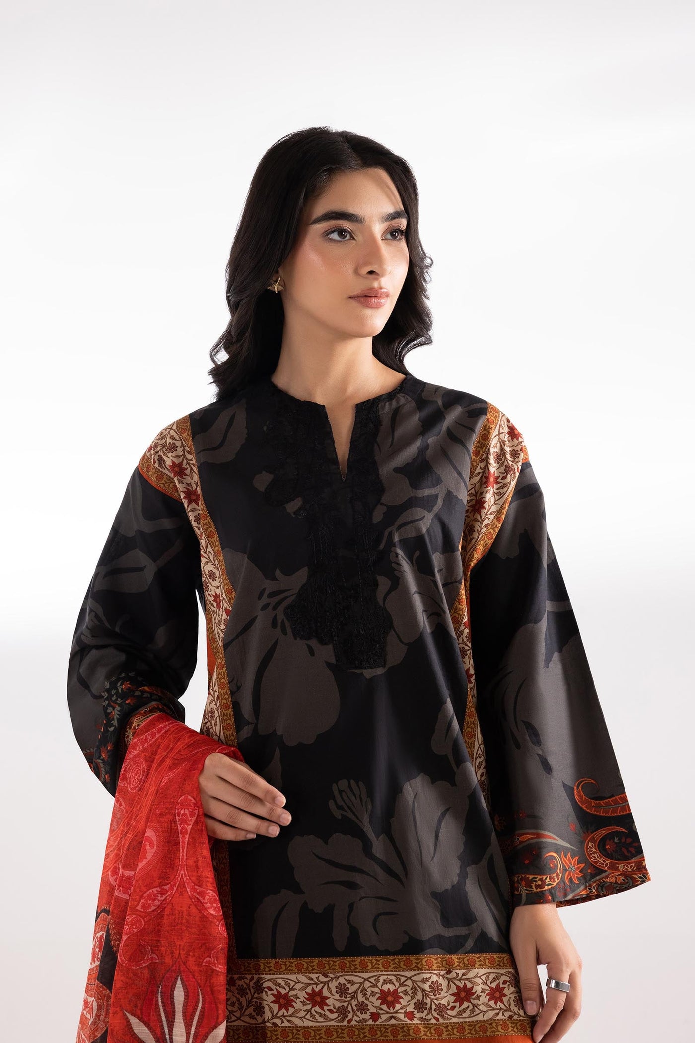 https://cdn.shopify.com/s/files/1/0740/1753/8280/files/SS25MHY301A_3_3614d956-8958-4e9a-b332-46911b9aa1ce.jpg?v=1768813992