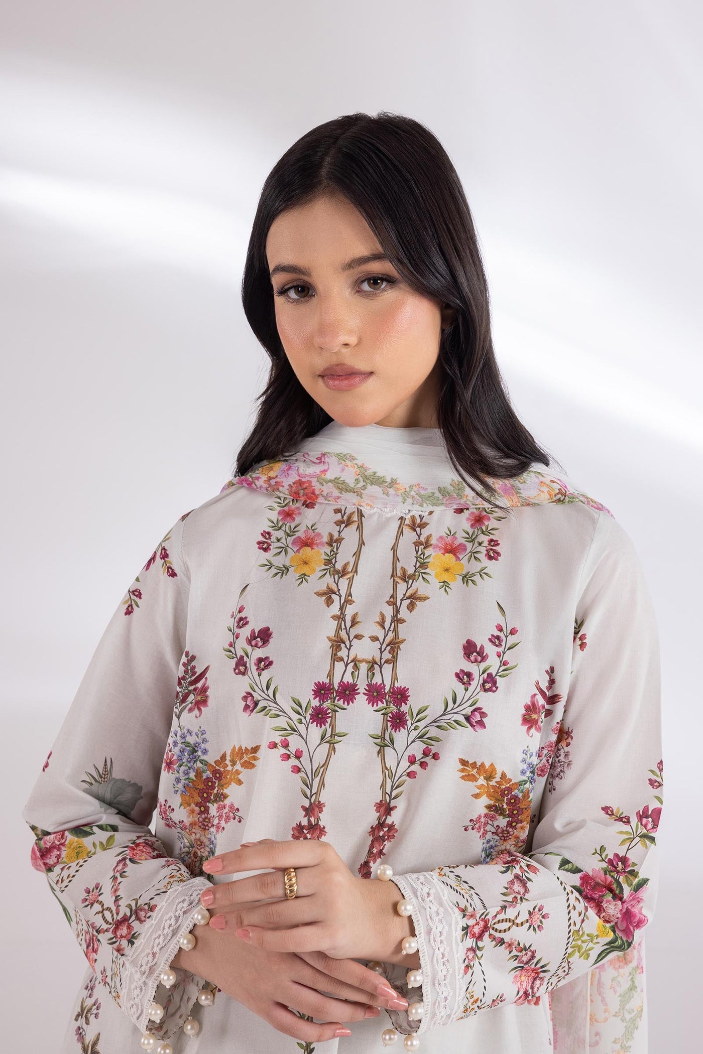 https://cdn.shopify.com/s/files/1/0740/1753/8280/files/SS25MUZ075P3_3.jpg?v=1768891023