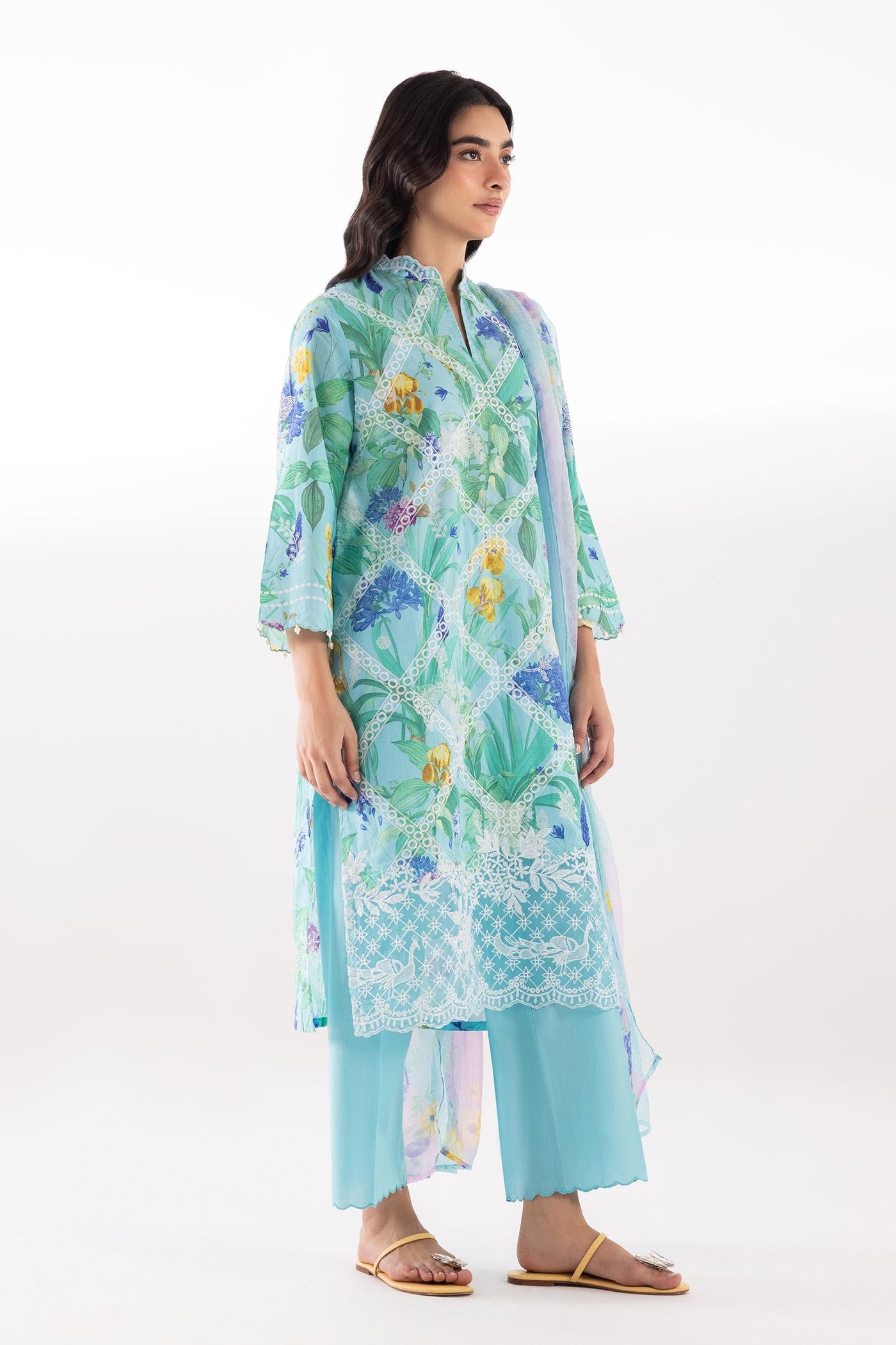 https://cdn.shopify.com/s/files/1/0740/1753/8280/files/SS25MUZ207B_1.jpg?v=1776753494