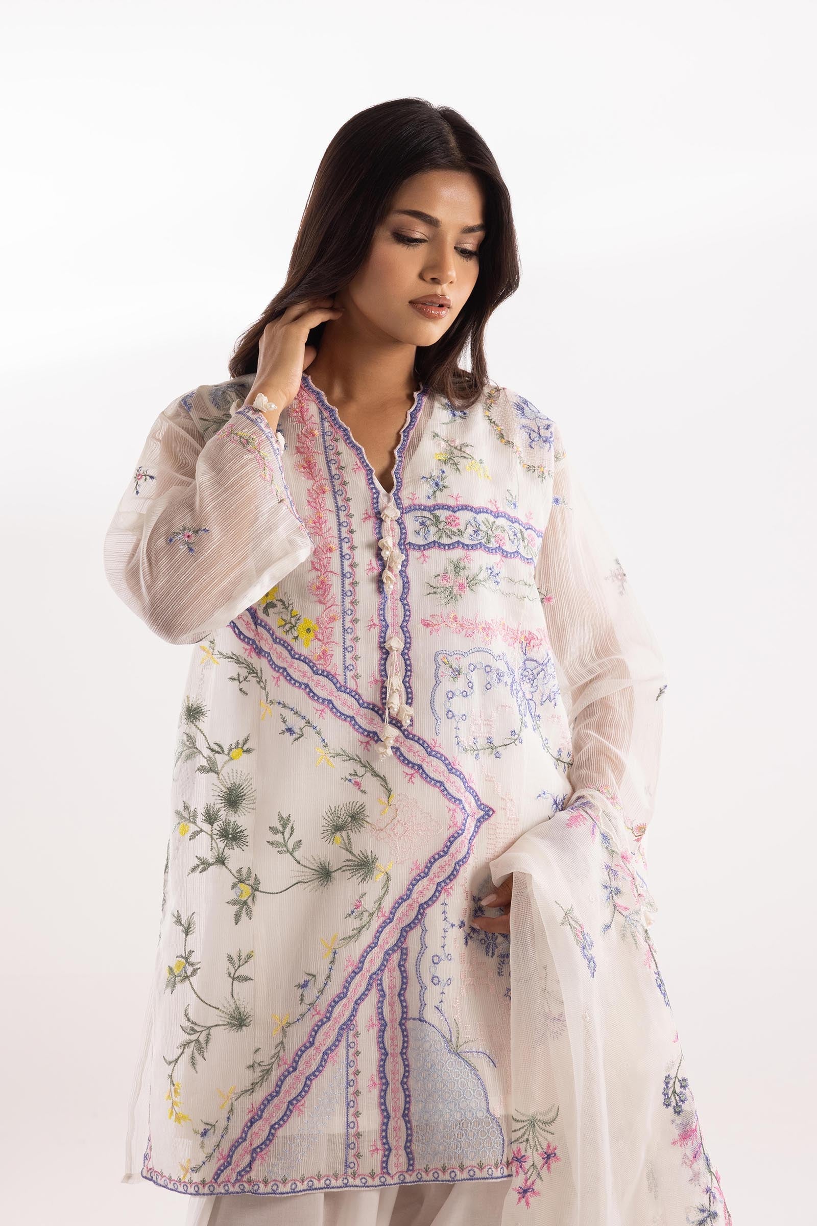 https://cdn.shopify.com/s/files/1/0740/1753/8280/files/SS25MUZ214B_2.jpg?v=1768914210