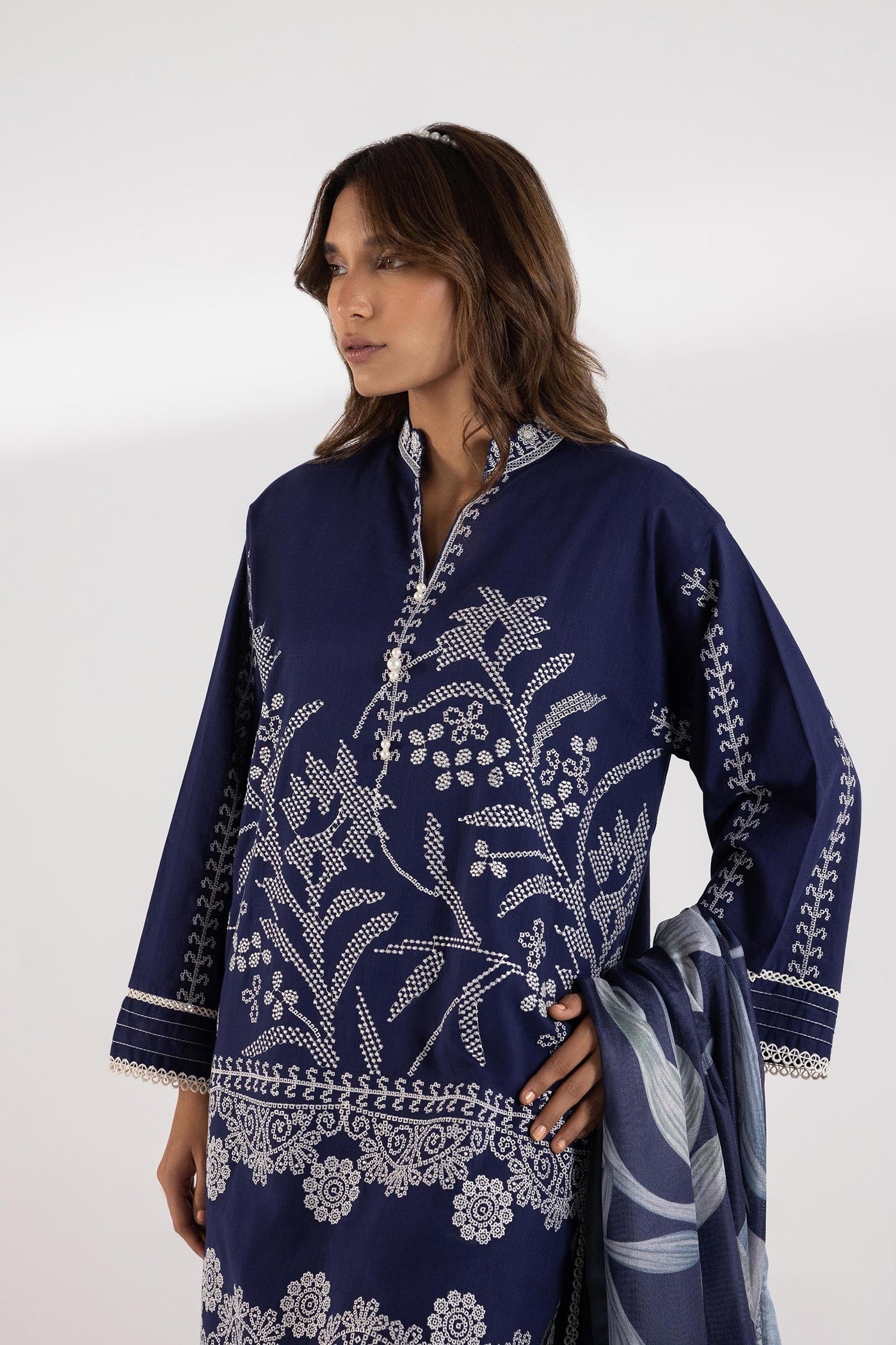 https://cdn.shopify.com/s/files/1/0740/1753/8280/files/SS25SGE335_3.jpg?v=1756728766