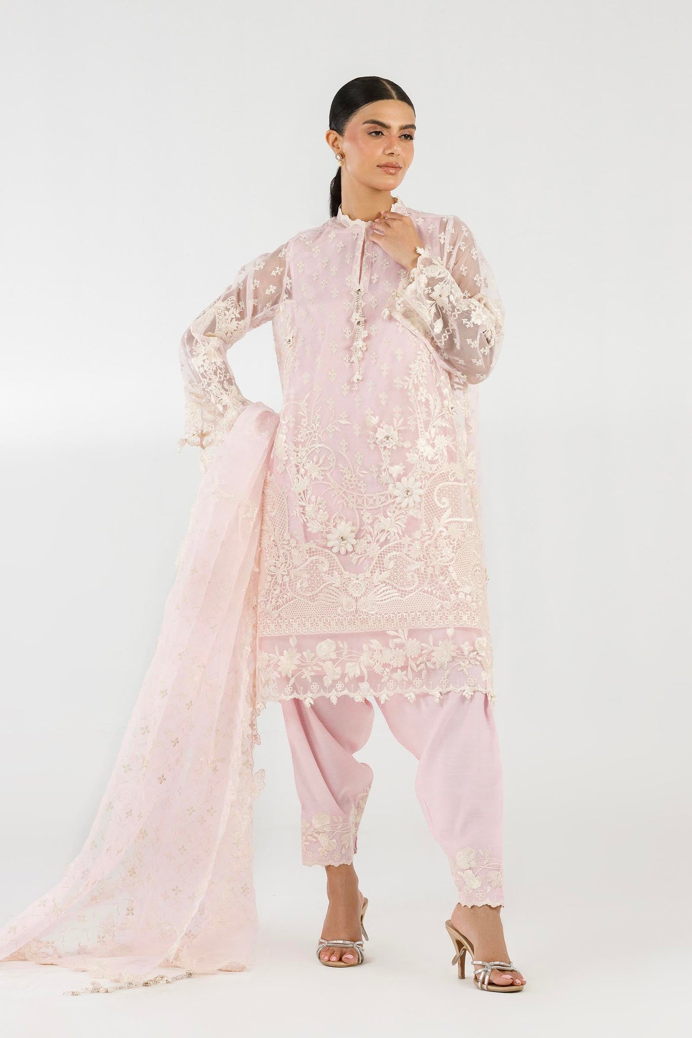 https://cdn.shopify.com/s/files/1/0740/1753/8280/files/SS25SGE486P3_1.jpg?v=1778581758