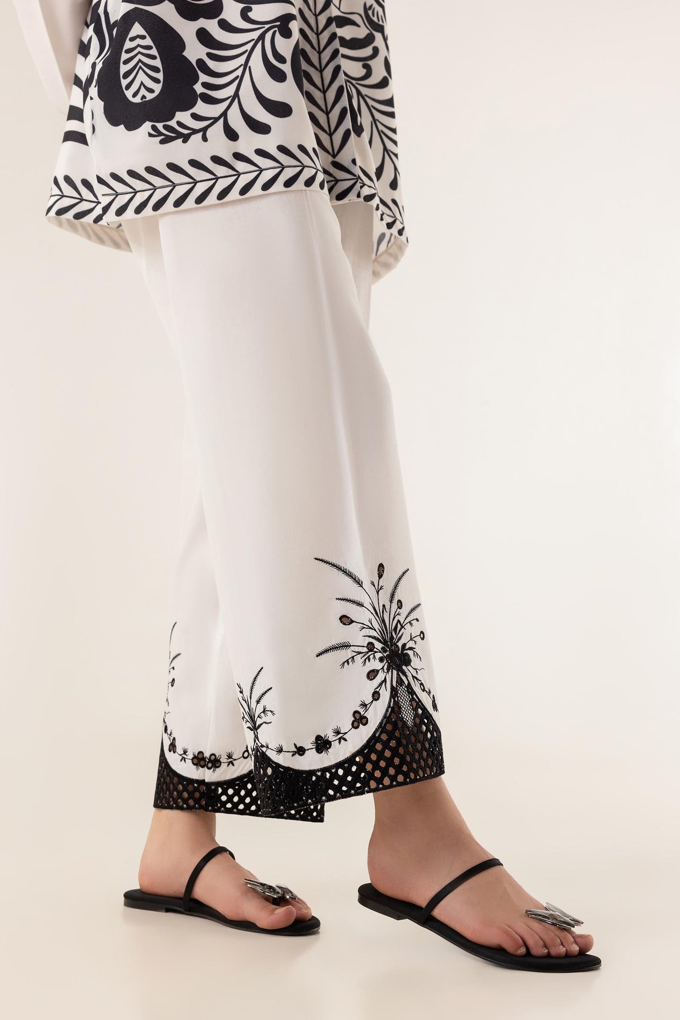 Stitched Embroidered Linen Skinny Shalwar Ss25trd298