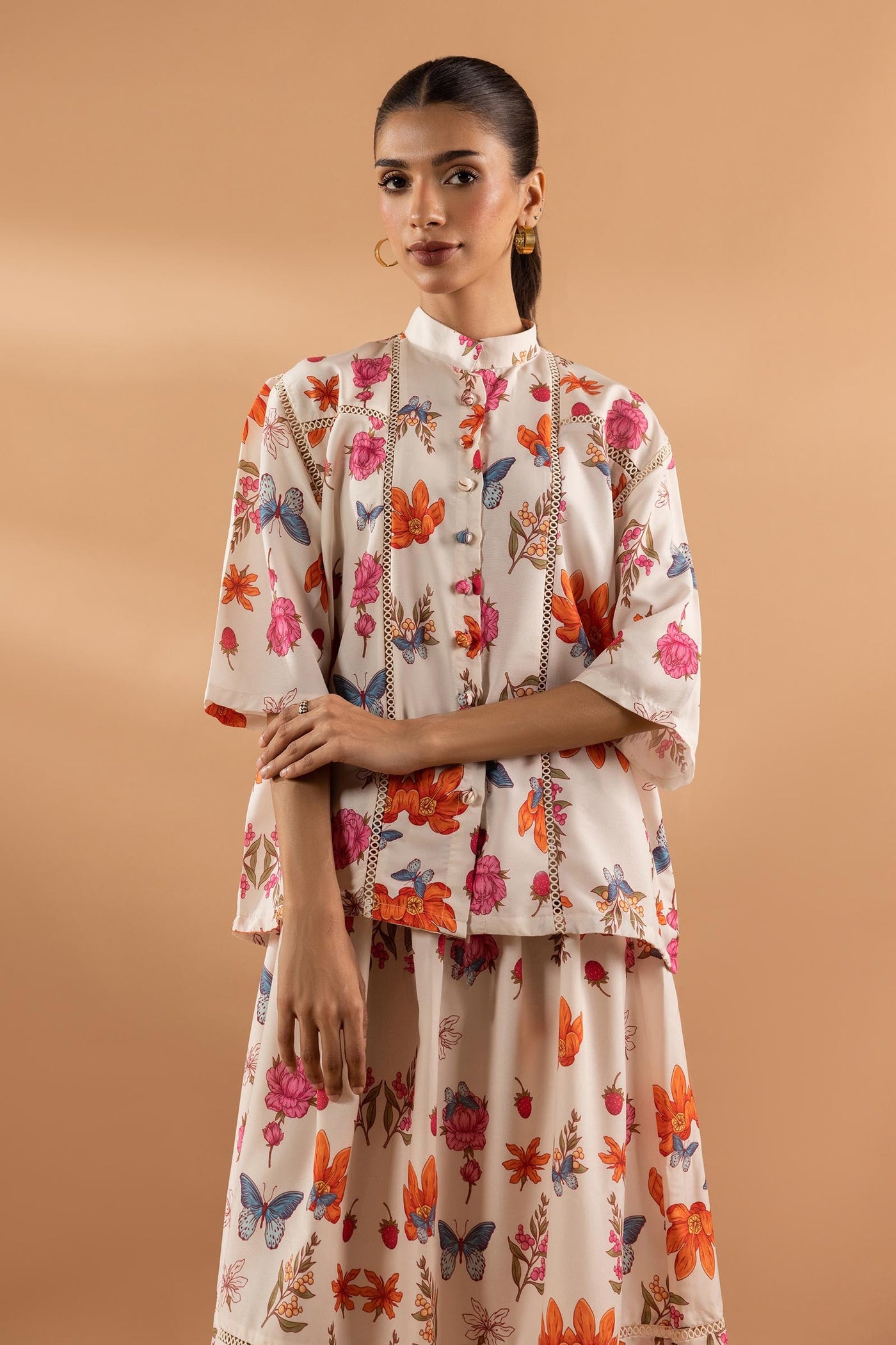 https://cdn.shopify.com/s/files/1/0740/1753/8280/files/SS25WWS162_3.jpg?v=1756728886