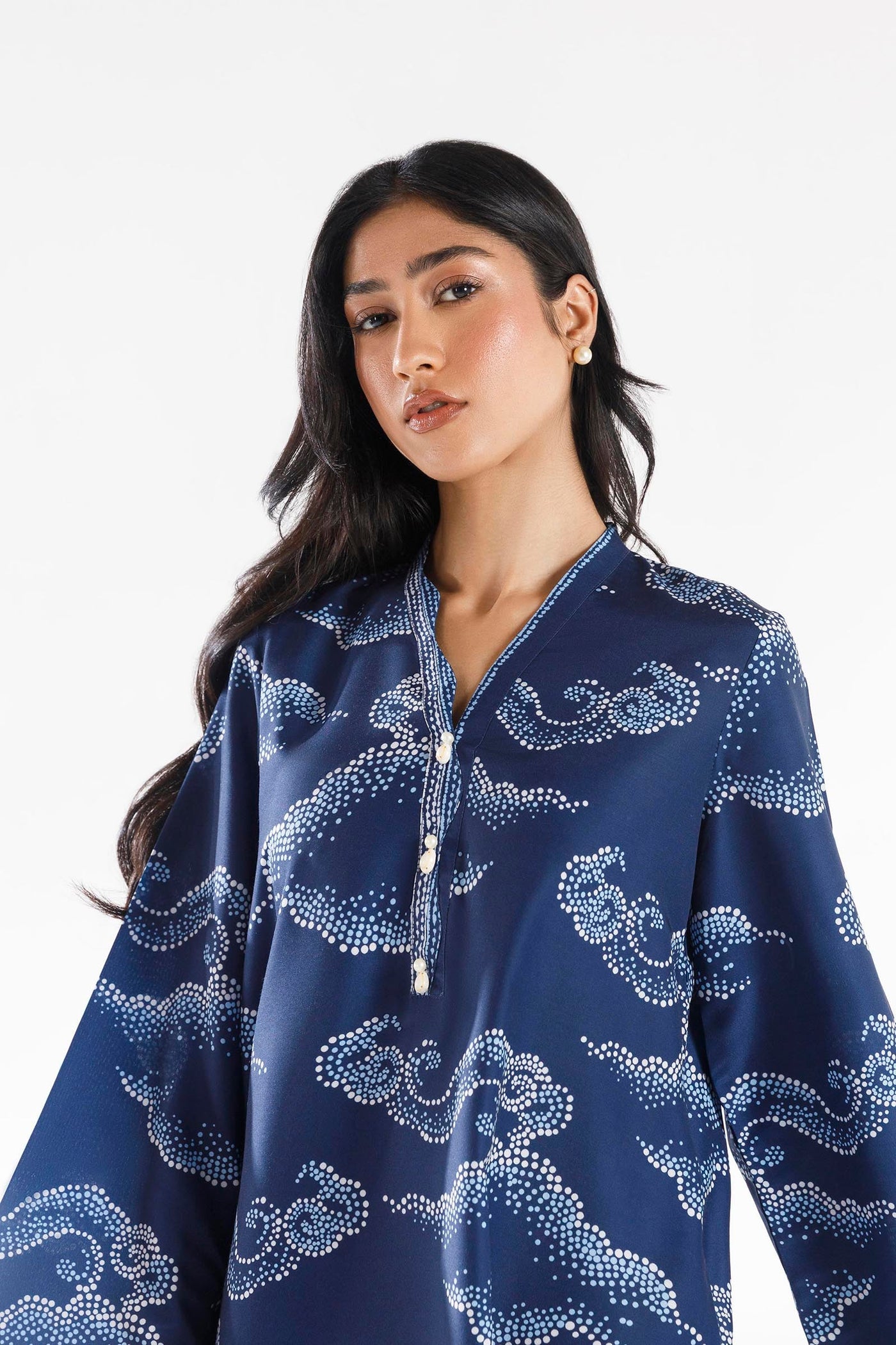 sana-safinaz-pool-27606812