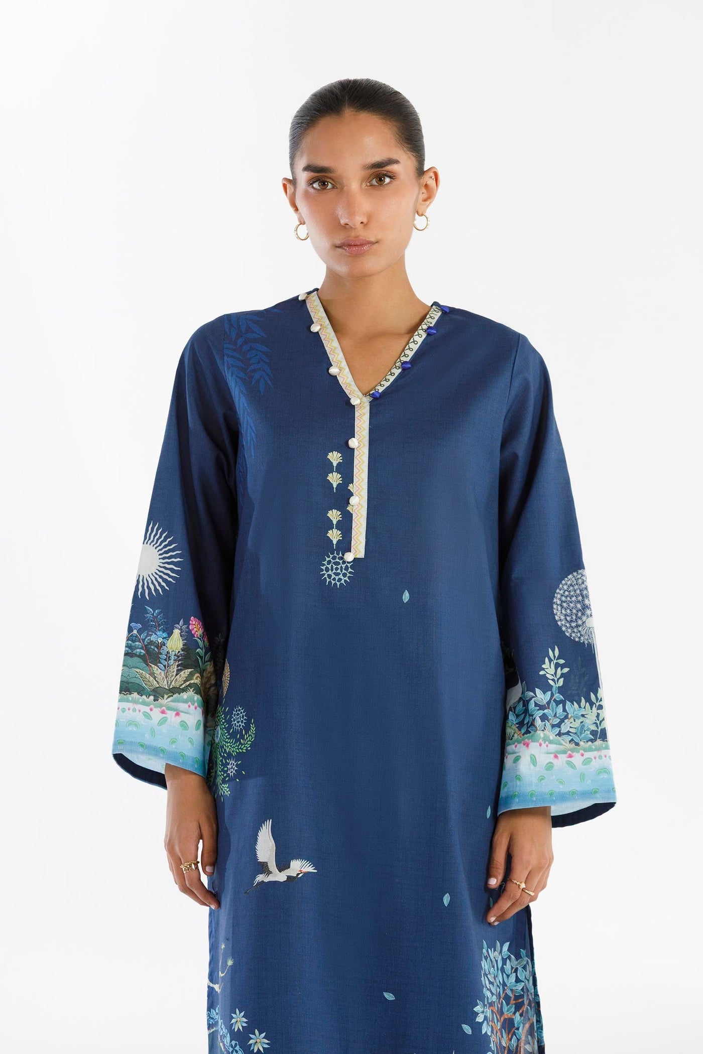 sana-safinaz-pool-14282539