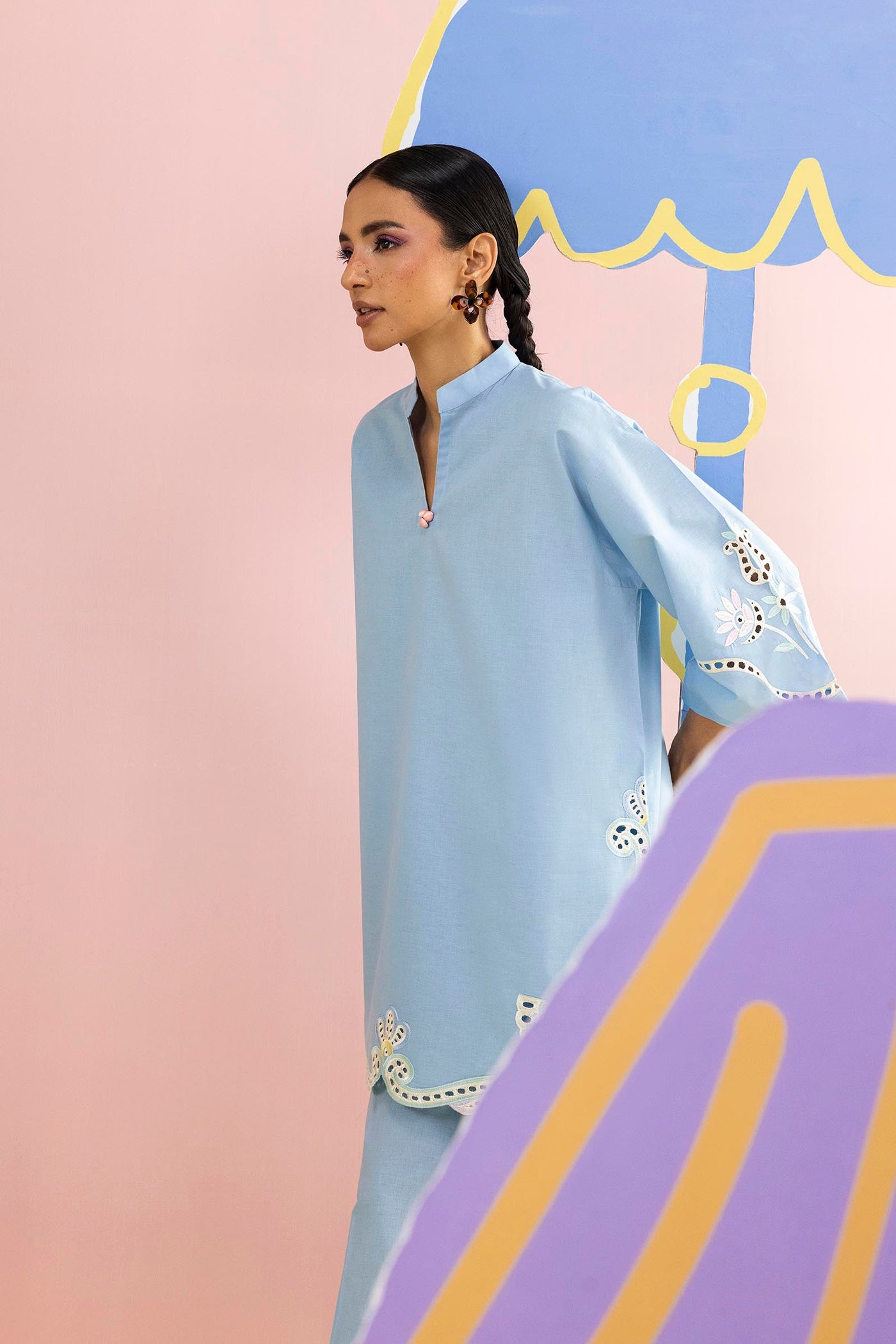 sana-safinaz-pool-11126222