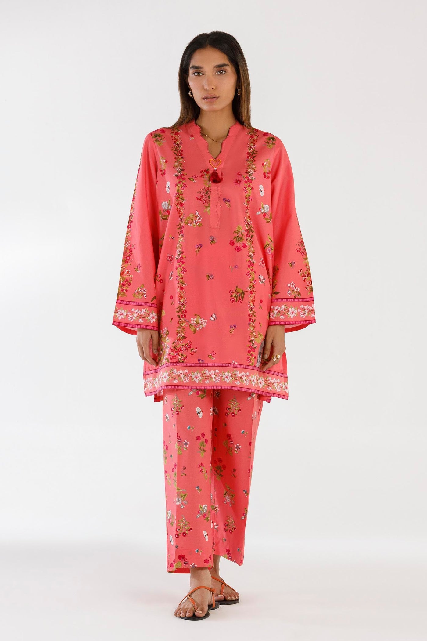 sana-safinaz-pool-16147162