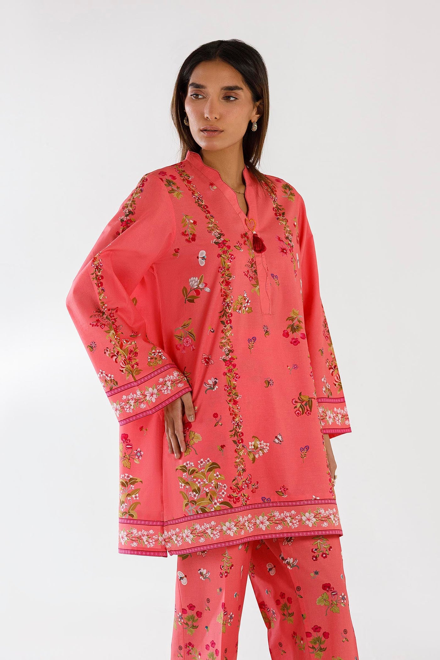 sana-safinaz-pool-16147162