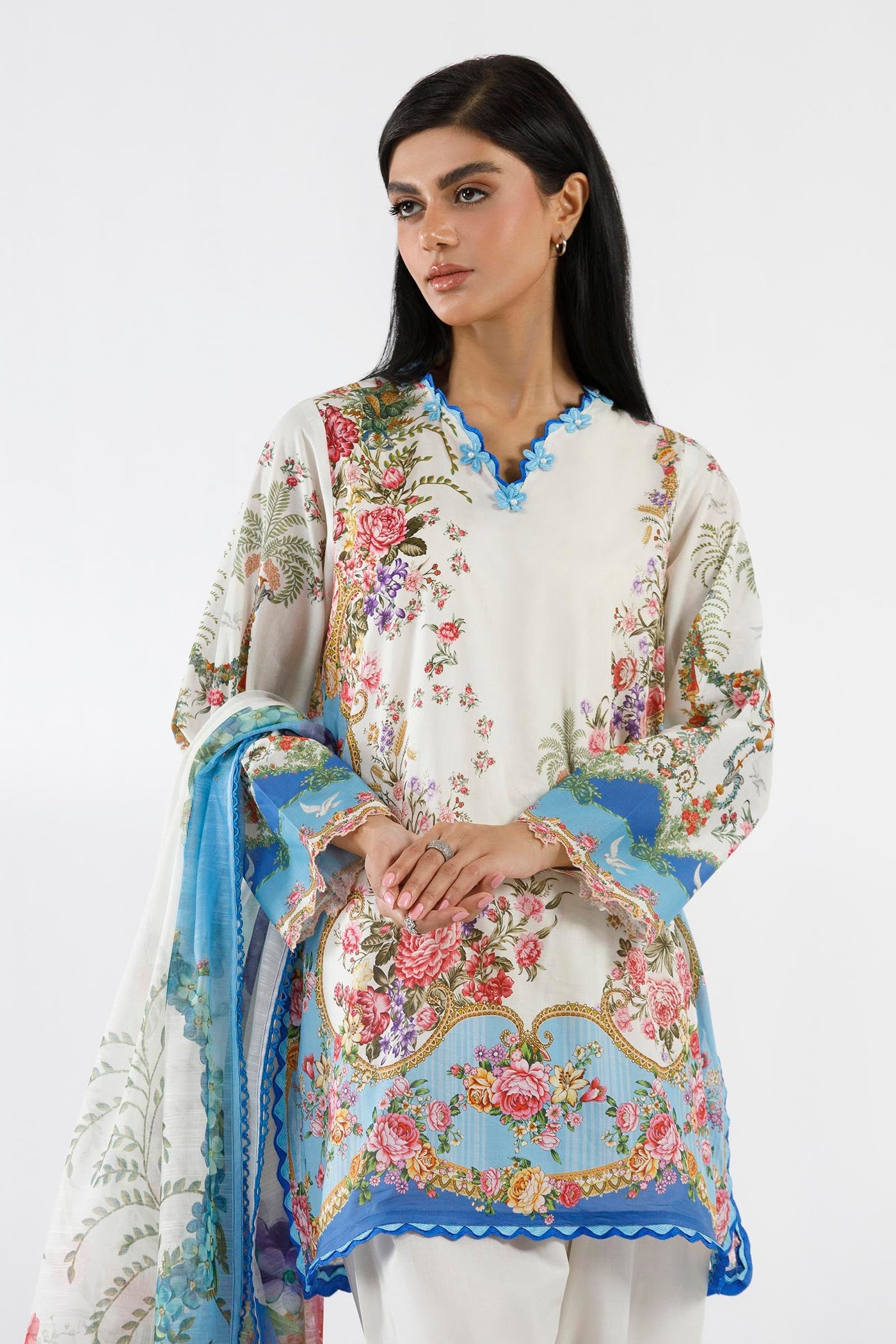 https://cdn.shopify.com/s/files/1/0740/1753/8280/files/SS26MUZ117AP3_3.jpg?v=1779450226