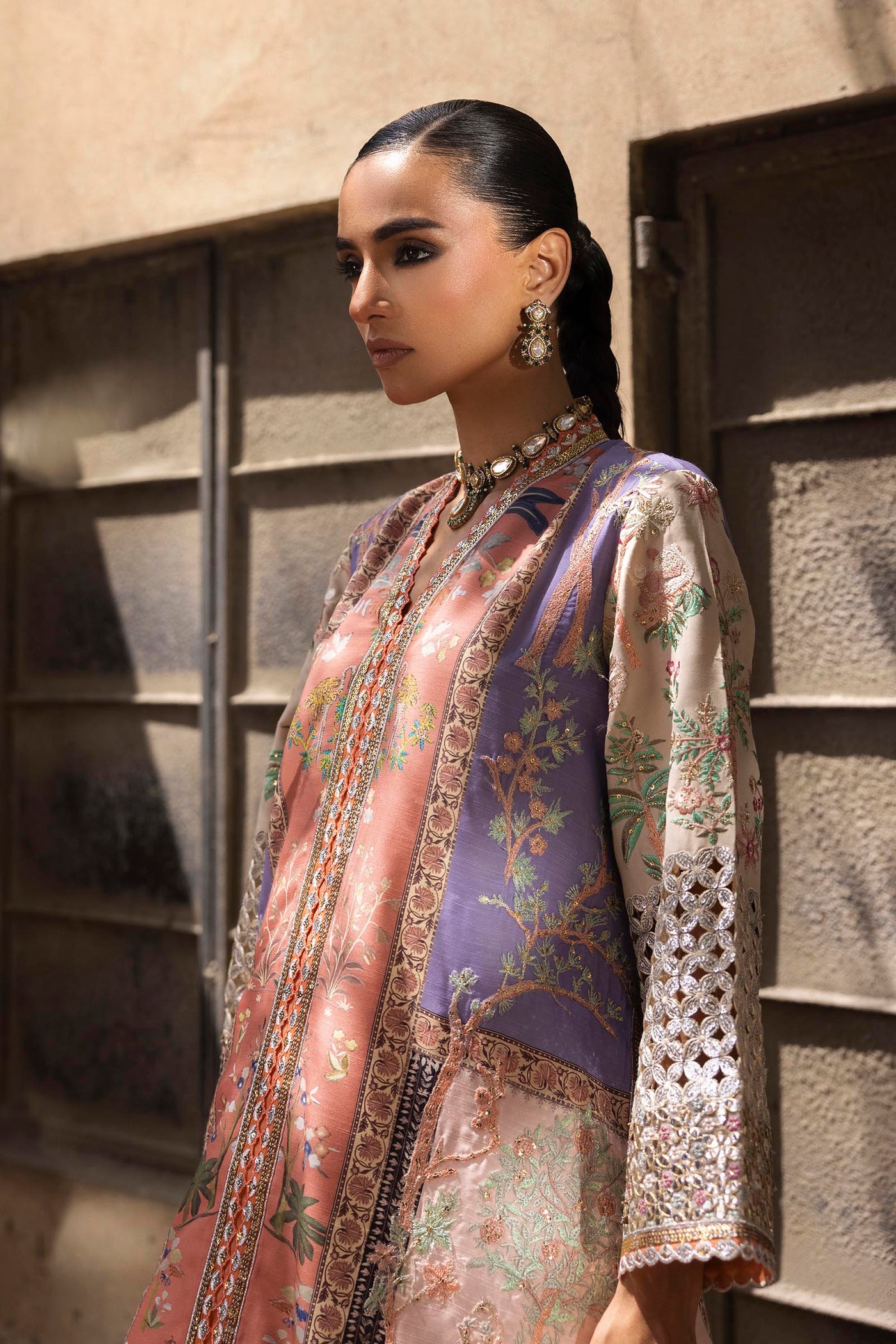 sana-safinaz-pool-42691561