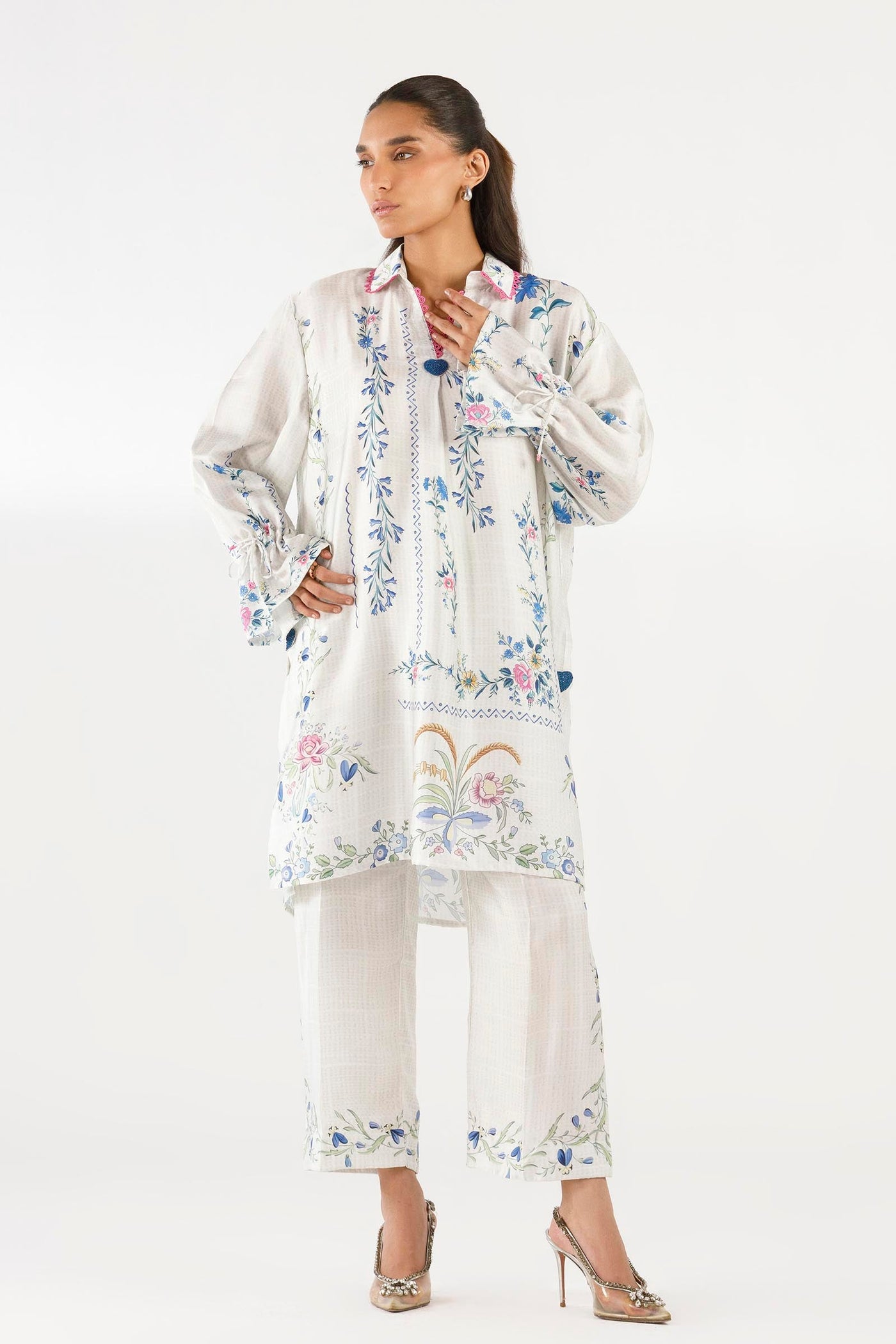 sana-safinaz-pool-09279807