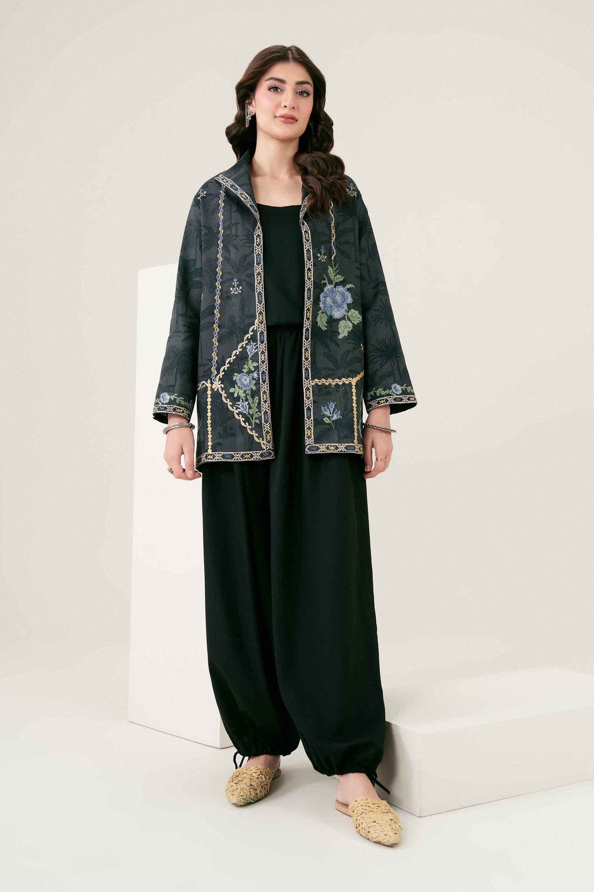 Printed Embroidered Jacket - ST1JE-PRET26WV2-5