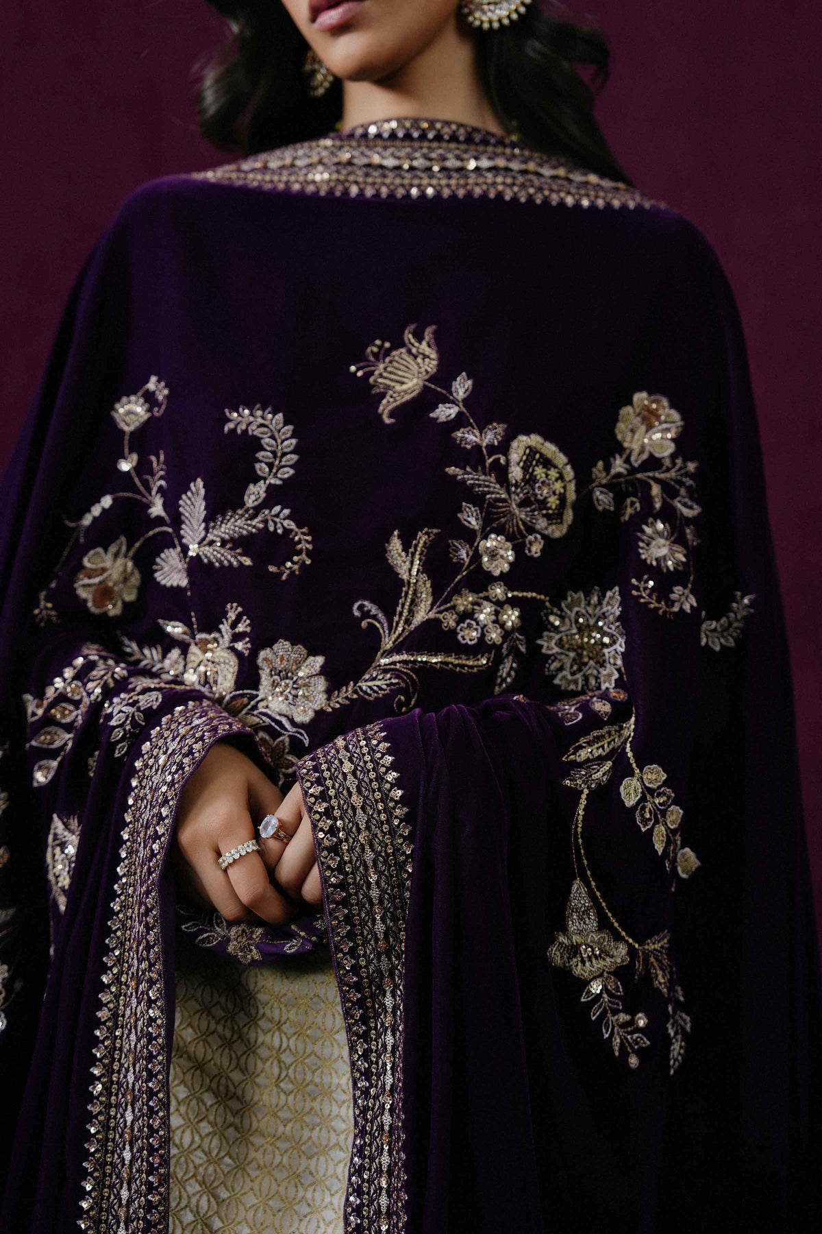 EMBROIDERED SHAWL - ST1PE-BOUT26WV1-21