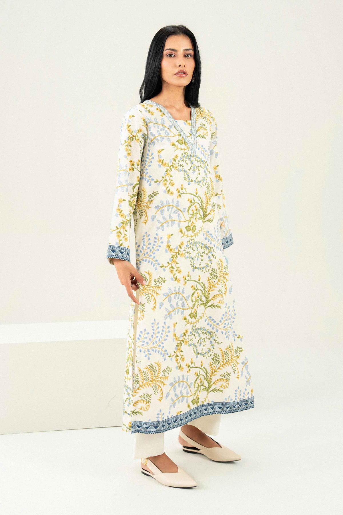 Printed Embroidered Shirt - ST1SE-PRET26WV2-2