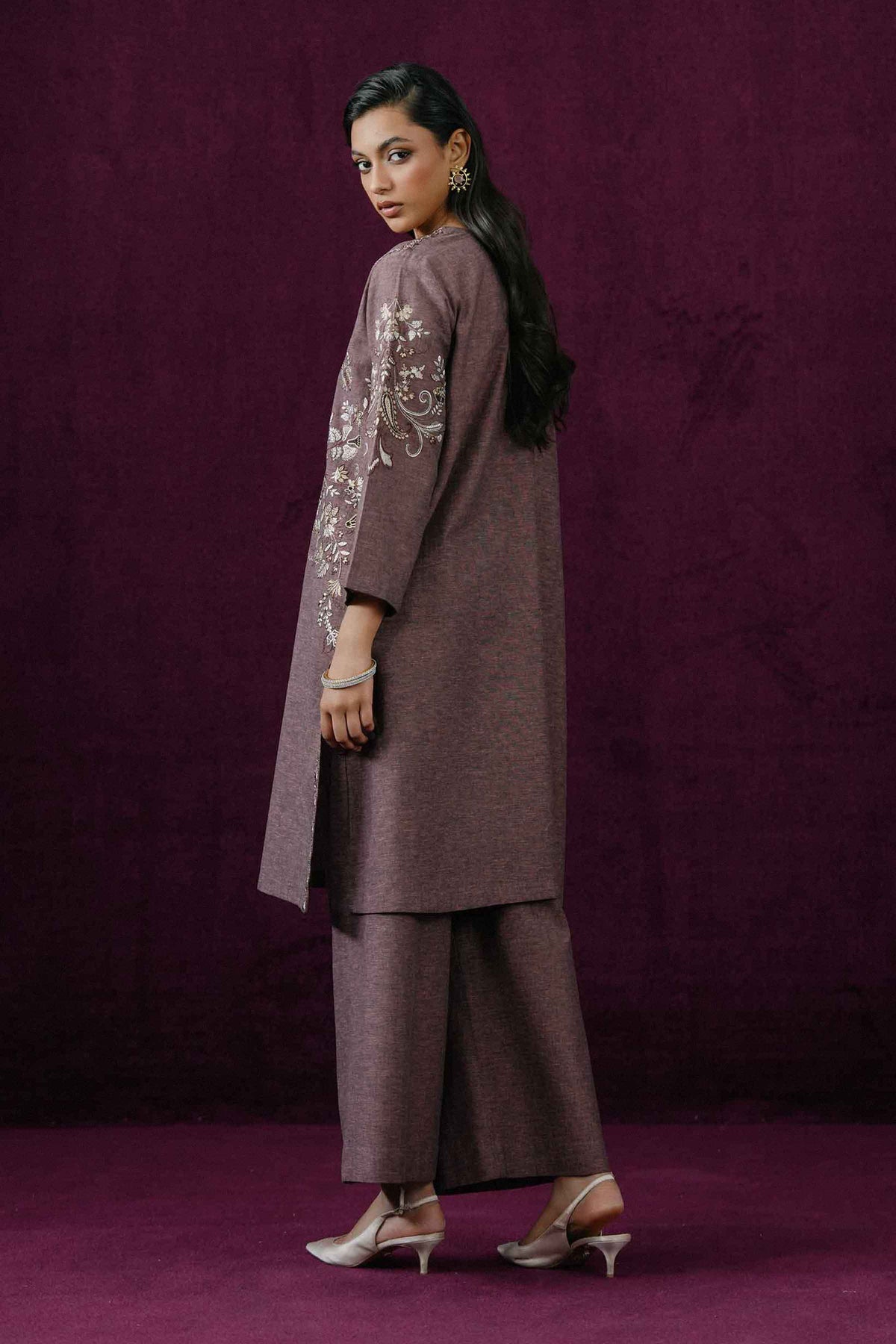 2 PIECE - EMBROIDERED SUIT - ST2PE-BOUT26WV2-17